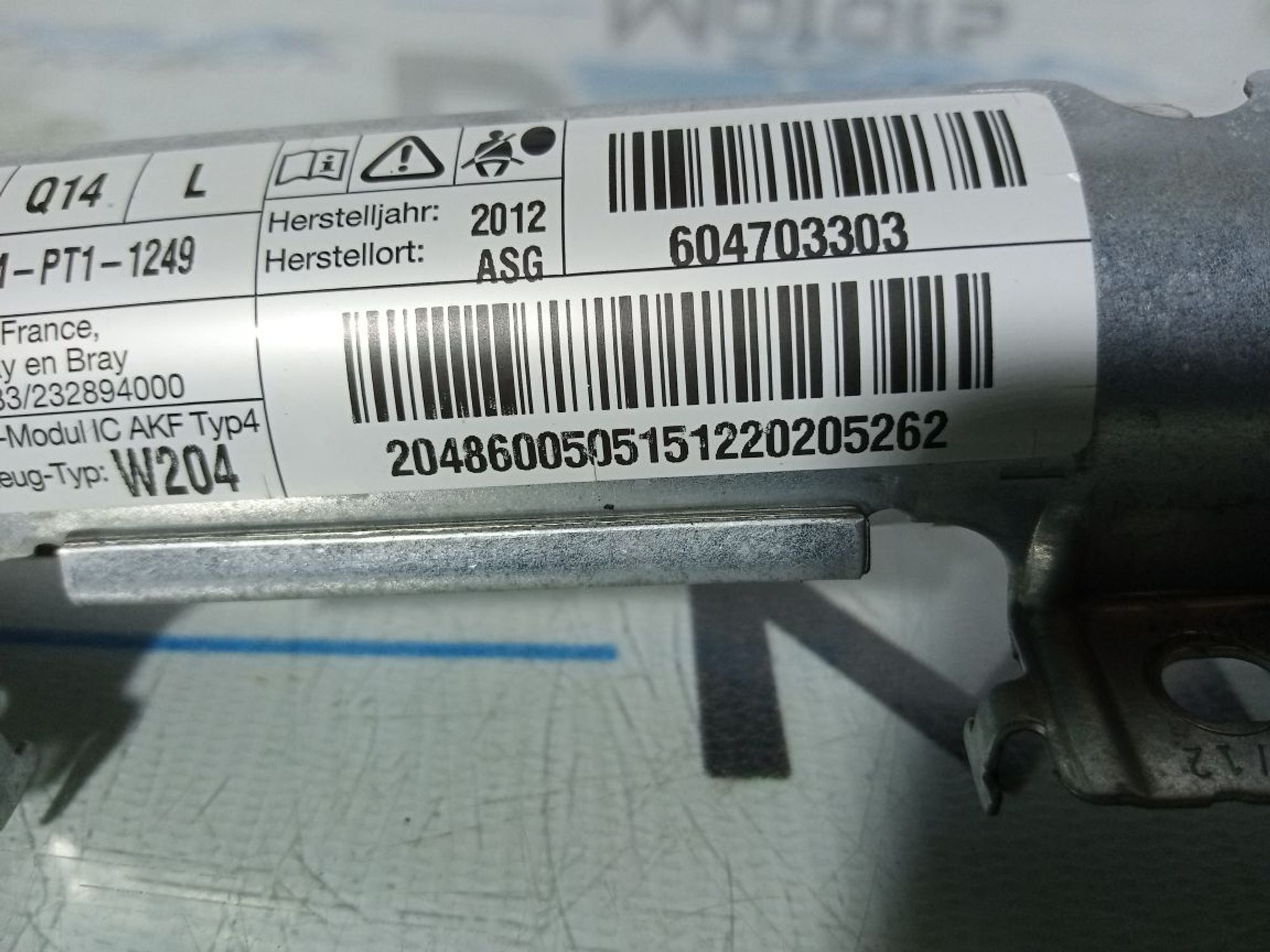 https://ycs.partsauto.market/partsauto-images/thmbs/userImages/b7628e092085f1f91467af1afb6e7630/part/b06be28e-7e36-42b6-828c-1a6eddd46bad_1747338651611.jpg