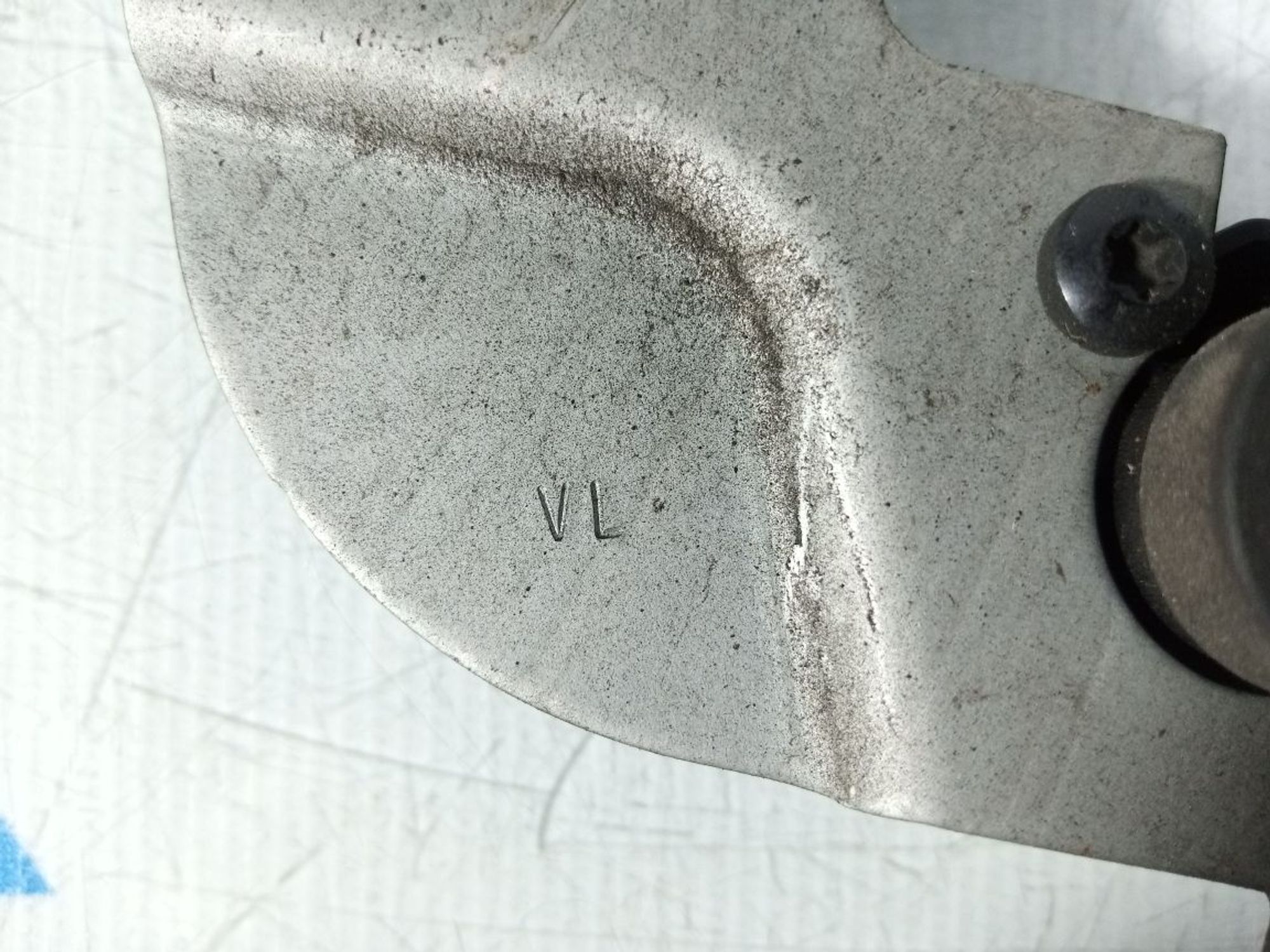 https://ycs.partsauto.market/partsauto-images/thmbs/userImages/b7628e092085f1f91467af1afb6e7630/part/b06c9ea5-a45c-4955-8dee-2b07d09506ca_1747023482228.jpg