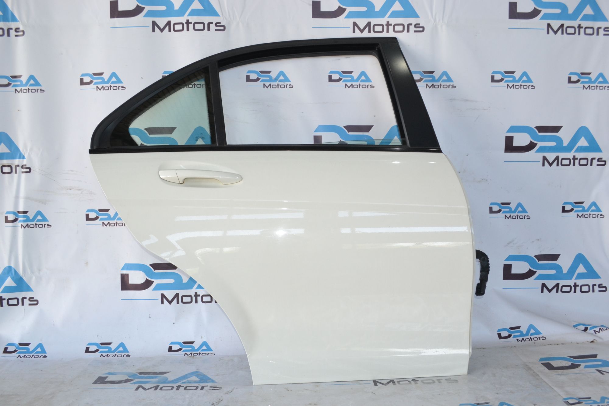 https://ycs.partsauto.market/partsauto-images/thmbs/userImages/b7628e092085f1f91467af1afb6e7630/part/b0983c2f-0778-4e60-b5c9-208bb102af7c_1782912188763.jpg