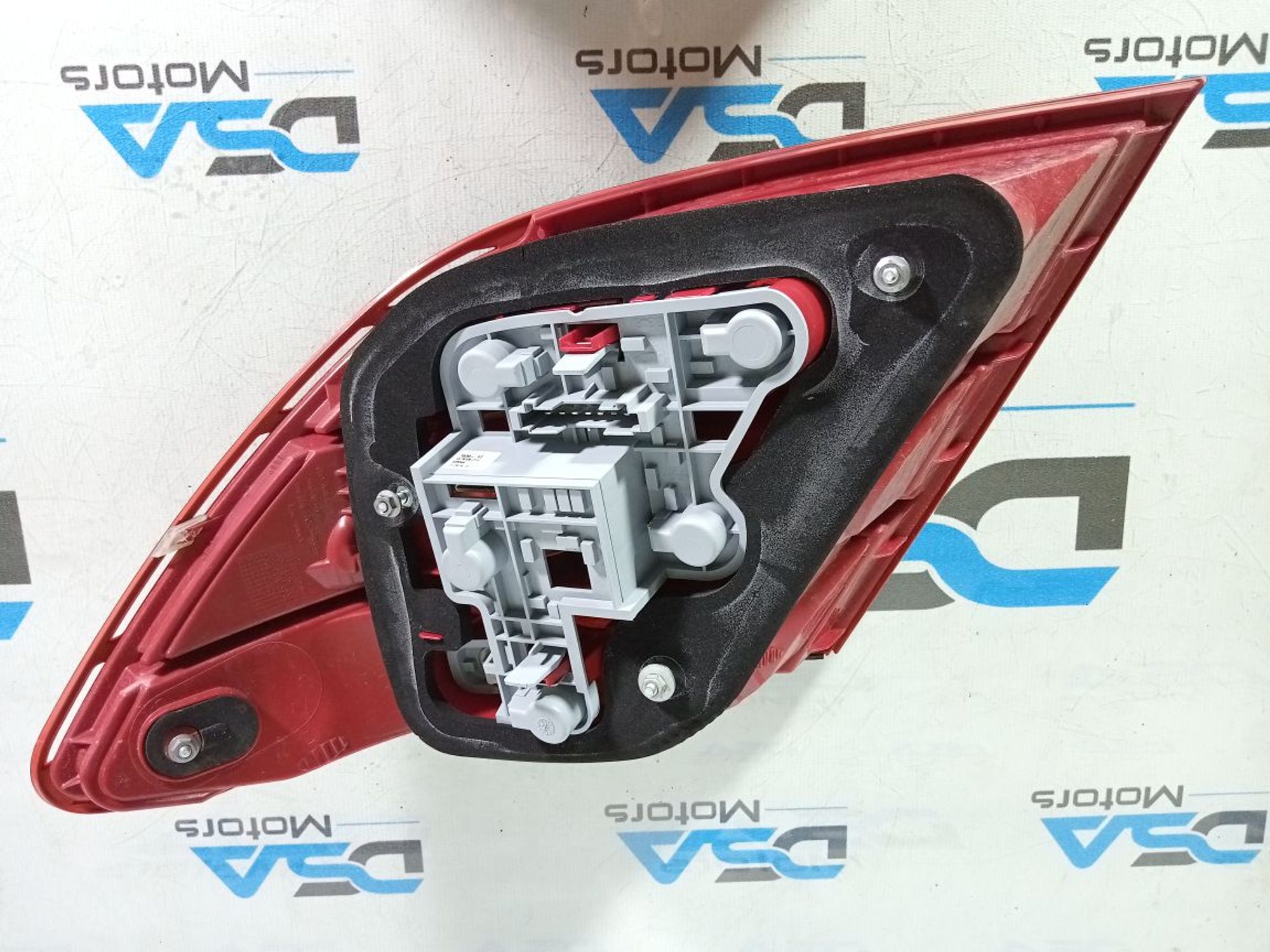 https://ycs.partsauto.market/partsauto-images/thmbs/userImages/b7628e092085f1f91467af1afb6e7630/part/b09ebef3-6ee3-4736-97c5-61c90d1b78cf_1745406528401.jpg