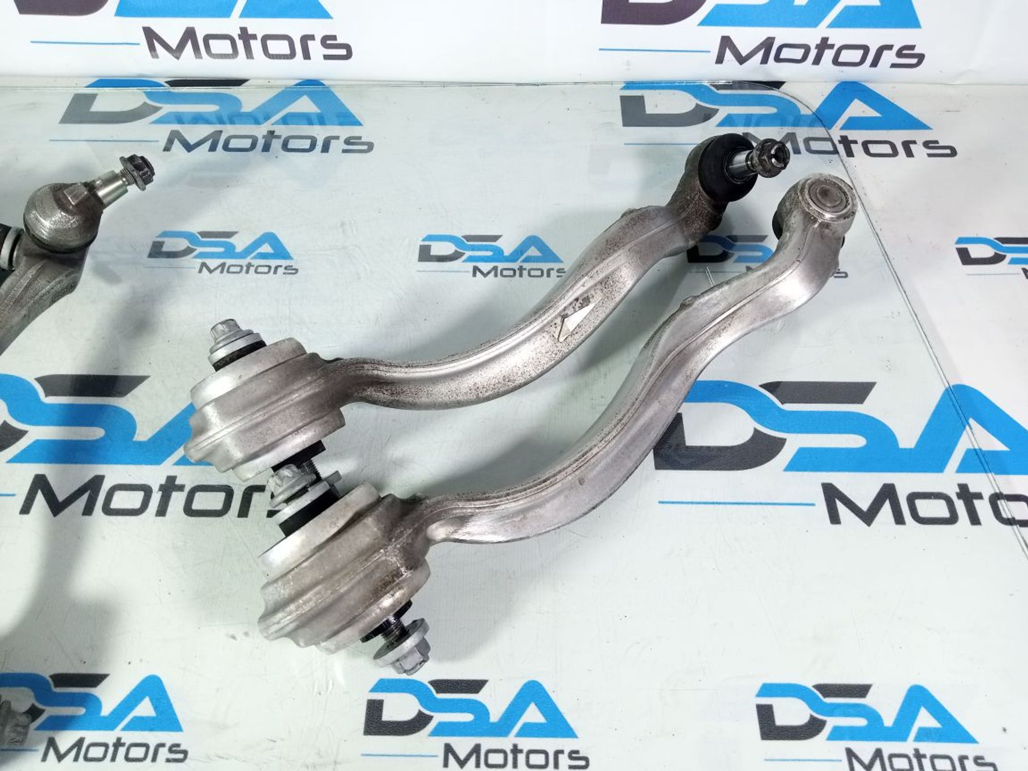 https://ycs.partsauto.market/partsauto-images/thmbs/userImages/b7628e092085f1f91467af1afb6e7630/part/b0c8c883-32bd-4cf2-b7c1-7499cde2d218_1740818832285.jpg