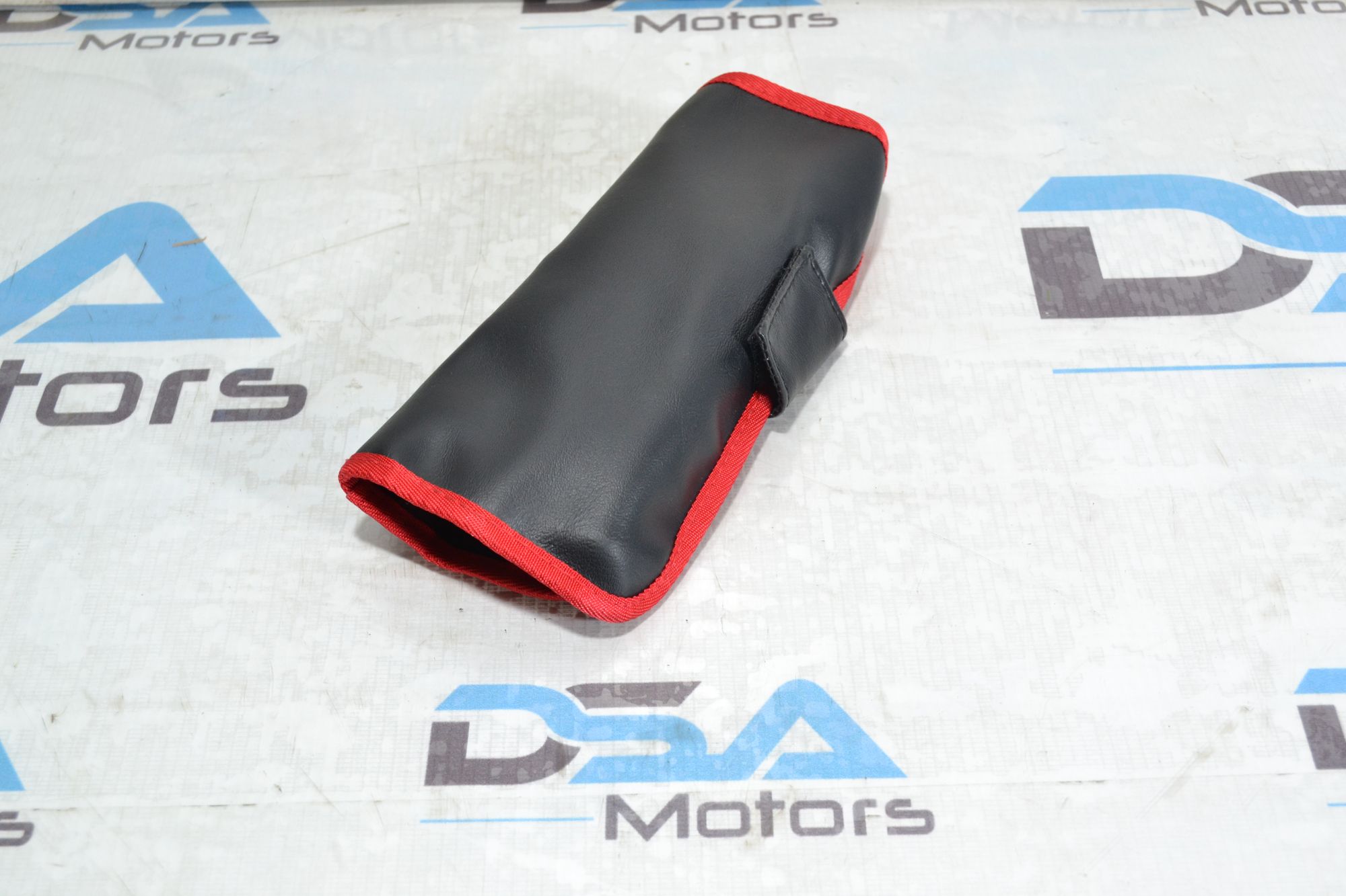 https://ycs.partsauto.market/partsauto-images/thmbs/userImages/b7628e092085f1f91467af1afb6e7630/part/b1708a1b-b541-4532-9a17-37e2bdc387ef_1779455882698.jpg