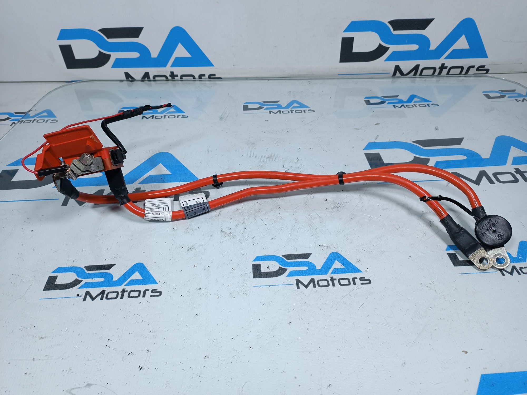 https://ycs.partsauto.market/partsauto-images/thmbs/userImages/b7628e092085f1f91467af1afb6e7630/part/b1c64f46-498f-426e-8007-329204a4d6d6_1704834380765.jpg