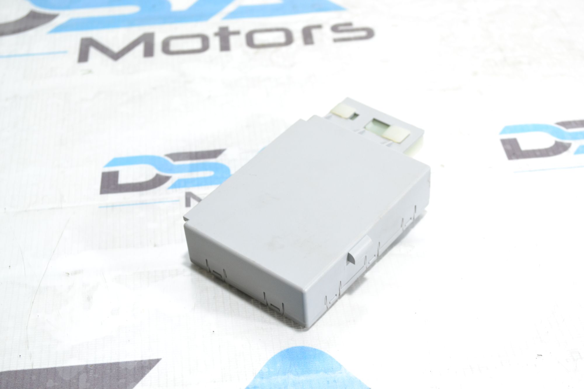 https://ycs.partsauto.market/partsauto-images/thmbs/userImages/b7628e092085f1f91467af1afb6e7630/part/b28954c3-98e3-4d66-965f-b21f902bc96b_1779974264834.jpg