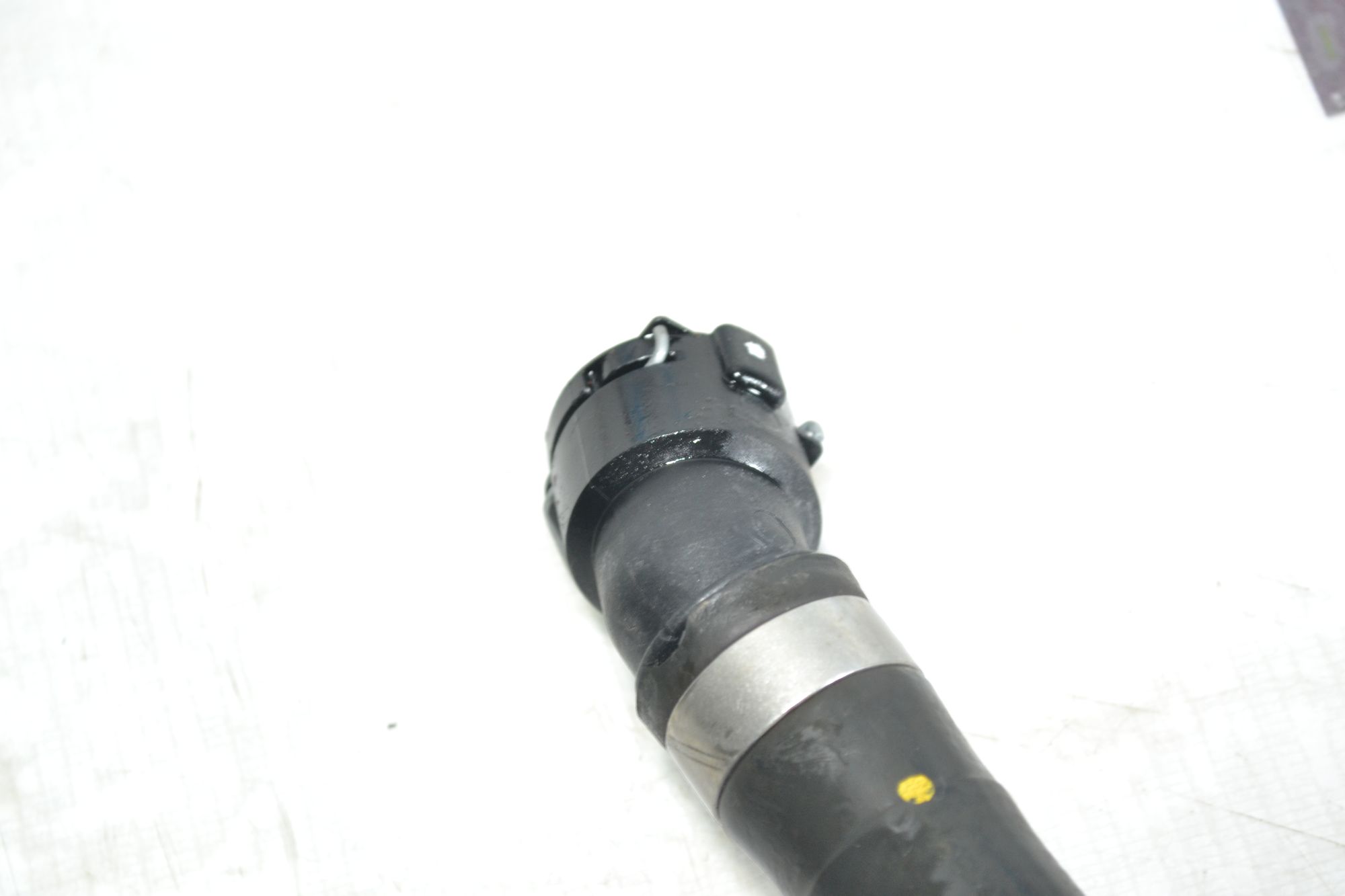 https://ycs.partsauto.market/partsauto-images/thmbs/userImages/b7628e092085f1f91467af1afb6e7630/part/b2a761d6-1bb5-4f87-9a48-ffdbcce826be_1780491736518.jpg