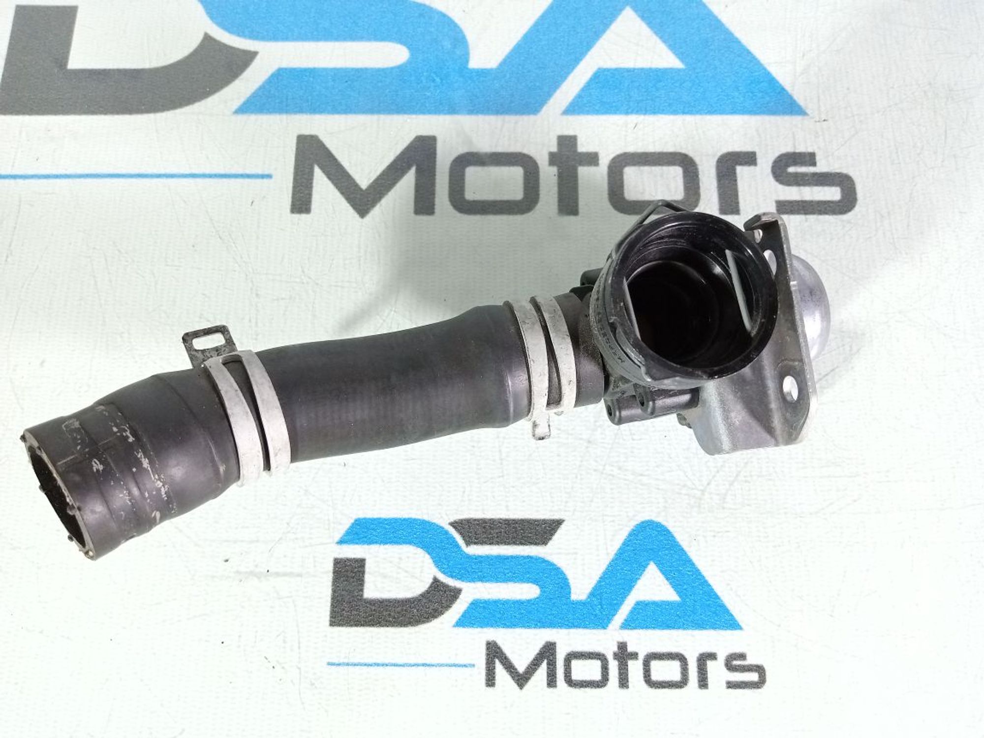 https://ycs.partsauto.market/partsauto-images/thmbs/userImages/b7628e092085f1f91467af1afb6e7630/part/b2fe1453-17f5-4cf6-9349-21cff245b3fa_1746960061459.jpg