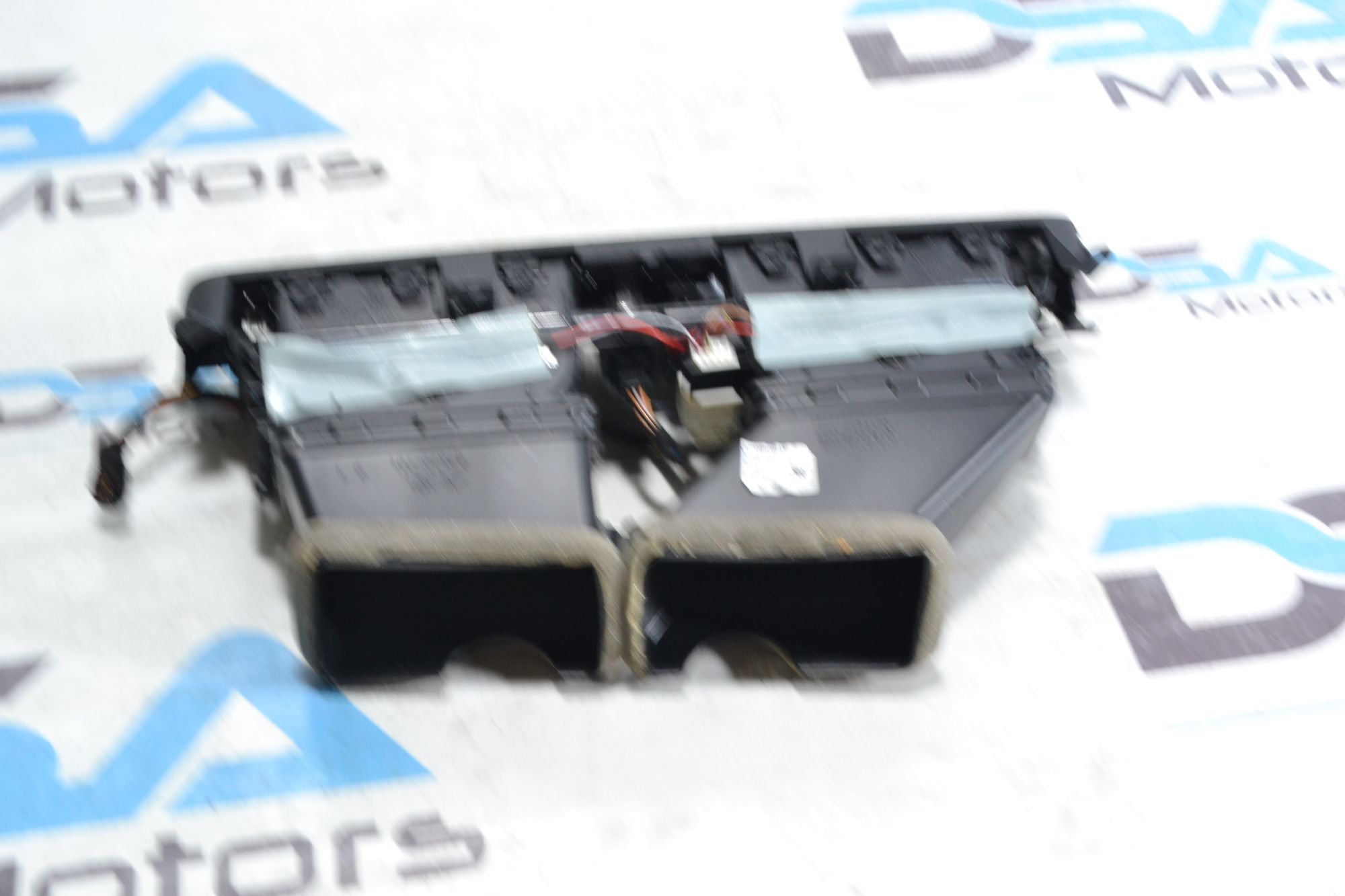 https://ycs.partsauto.market/partsauto-images/thmbs/userImages/b7628e092085f1f91467af1afb6e7630/part/b327e762-ccf9-4f27-9e8e-05a02a8fbe9b_1780578242657.jpg