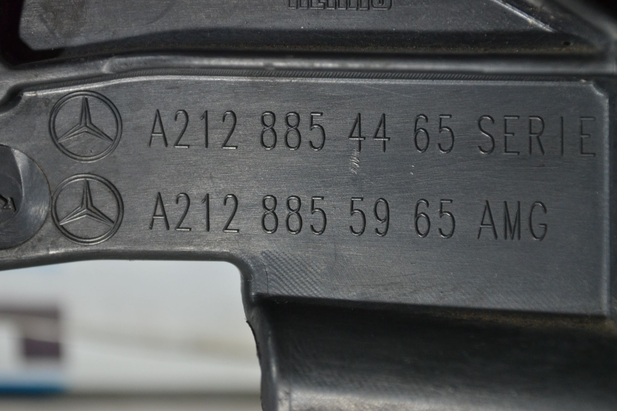 https://ycs.partsauto.market/partsauto-images/thmbs/userImages/b7628e092085f1f91467af1afb6e7630/part/b3c154cf-5a59-4320-b98a-ef98a0e59518_1782712981977.jpg