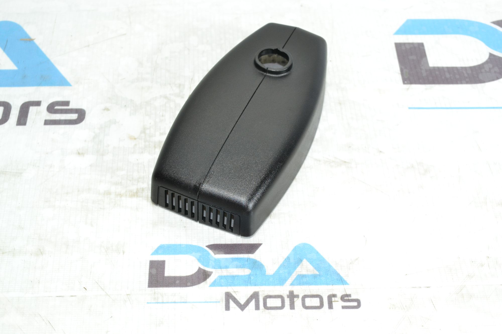 https://ycs.partsauto.market/partsauto-images/thmbs/userImages/b7628e092085f1f91467af1afb6e7630/part/b4250181-cc81-4522-b021-9fe1475947d1_1780641450378.jpg