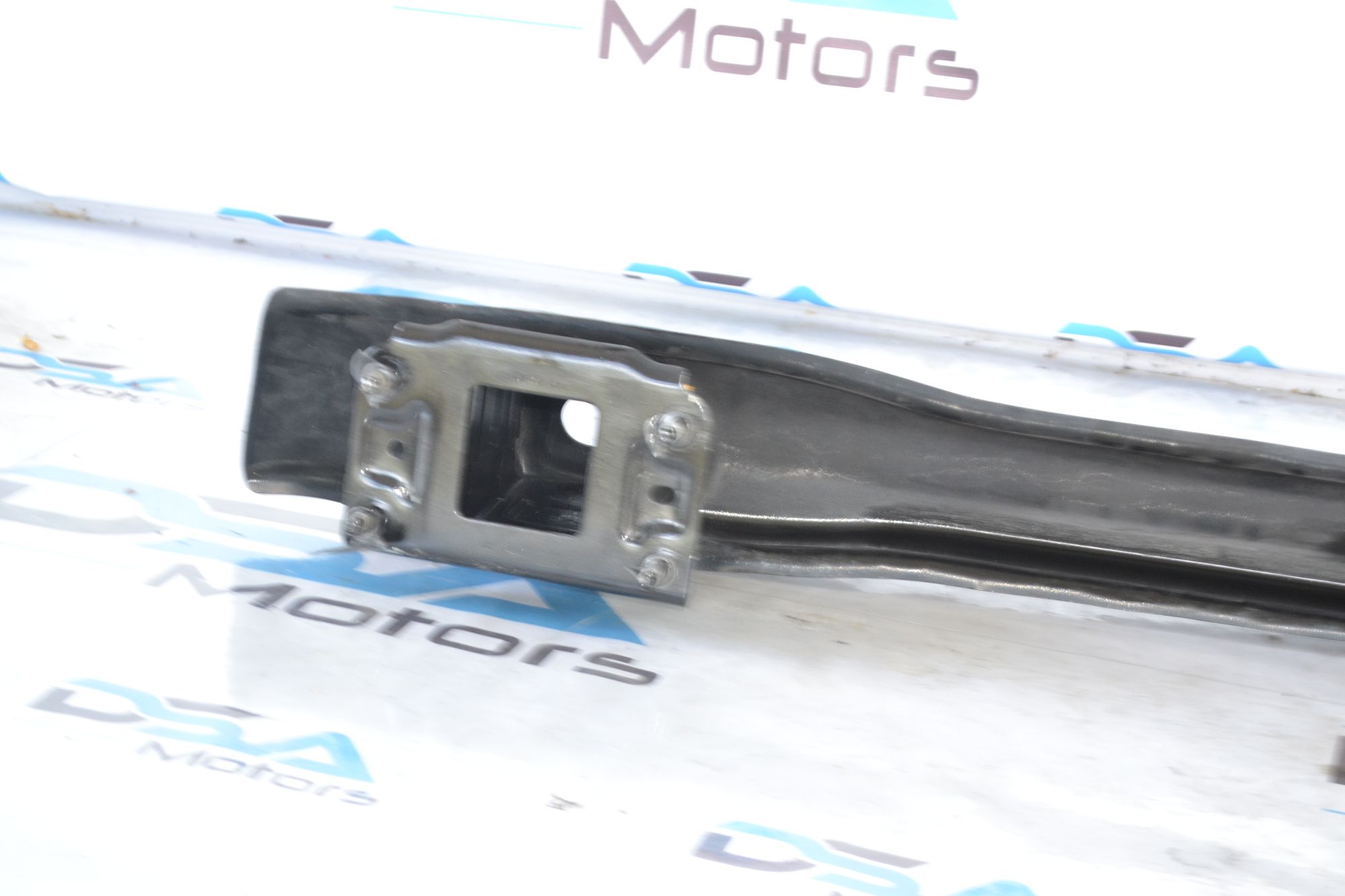 https://ycs.partsauto.market/partsauto-images/thmbs/userImages/b7628e092085f1f91467af1afb6e7630/part/b55abd77-4ff7-4005-aae3-6bac44163724_1781515934614.jpg