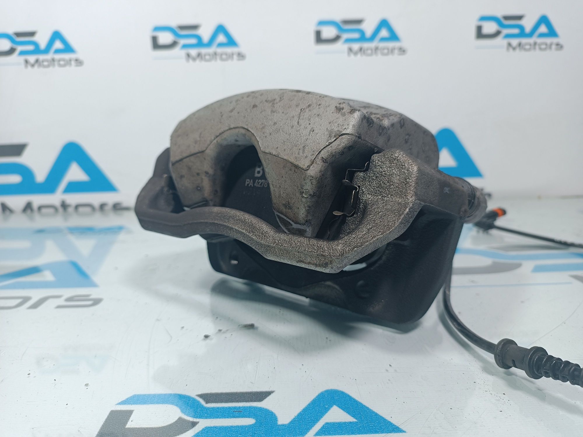 https://ycs.partsauto.market/partsauto-images/thmbs/userImages/b7628e092085f1f91467af1afb6e7630/part/b56d4a45-4fb5-41f1-967f-8e485e1f2d7d_1699537906562.jpg