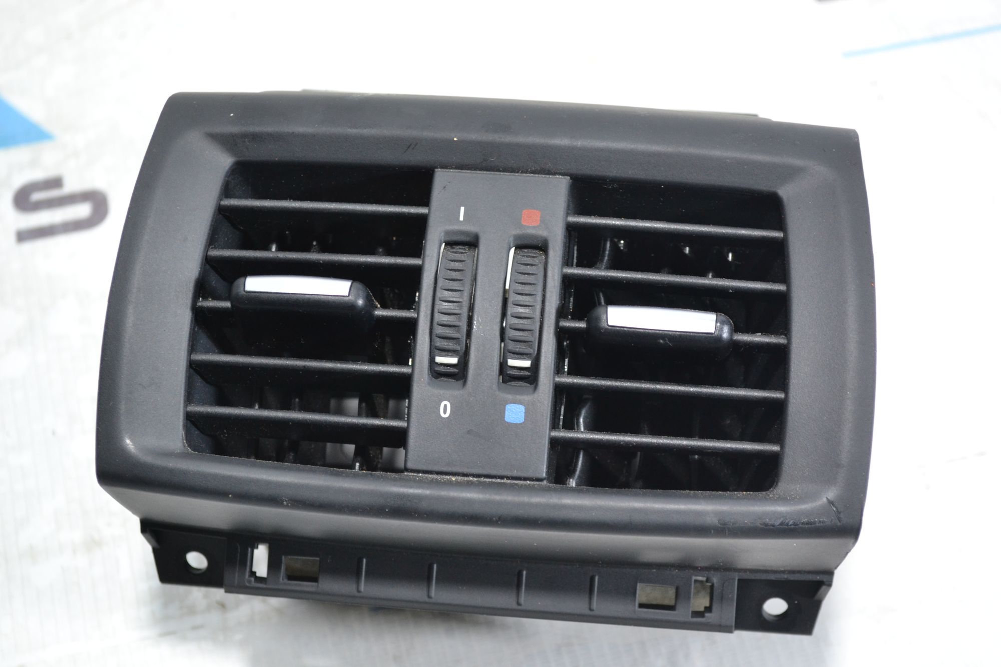 https://ycs.partsauto.market/partsauto-images/thmbs/userImages/b7628e092085f1f91467af1afb6e7630/part/b5d2e865-9319-4e5a-a291-02e31dfa7466_1779978755213.jpg