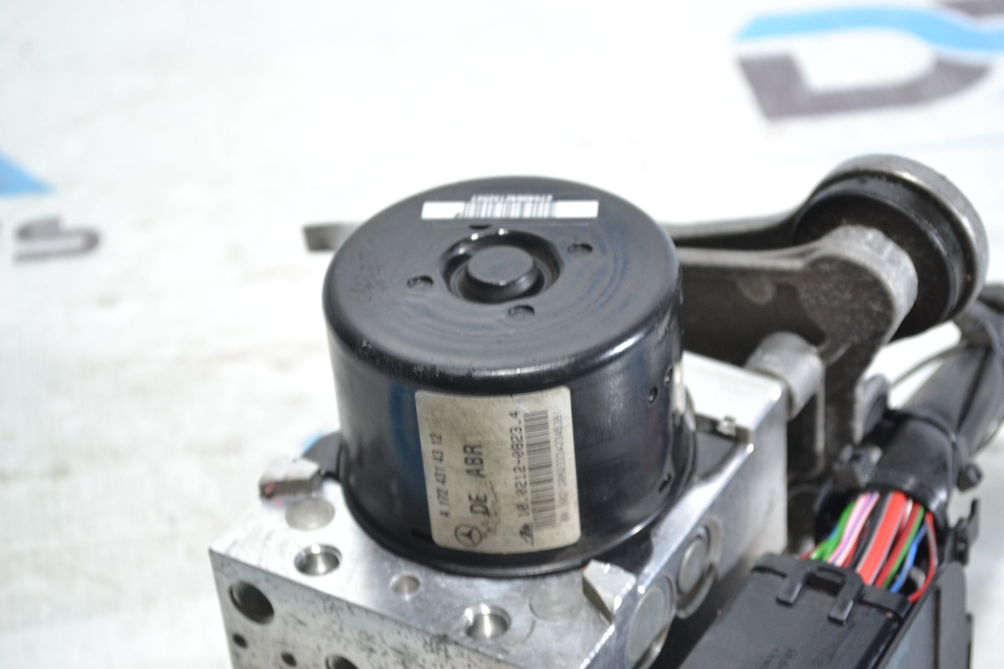 https://ycs.partsauto.market/partsauto-images/thmbs/userImages/b7628e092085f1f91467af1afb6e7630/part/b62198fc-1f52-4c72-b051-b6c5c22d587f_1780552910233.jpg