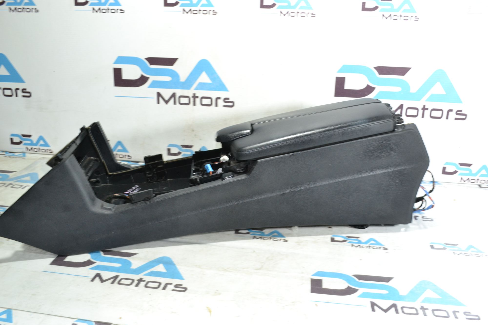 https://ycs.partsauto.market/partsauto-images/thmbs/userImages/b7628e092085f1f91467af1afb6e7630/part/b6630b26-ce30-4b16-a2cc-e6dc62037085_1780917782267.jpg