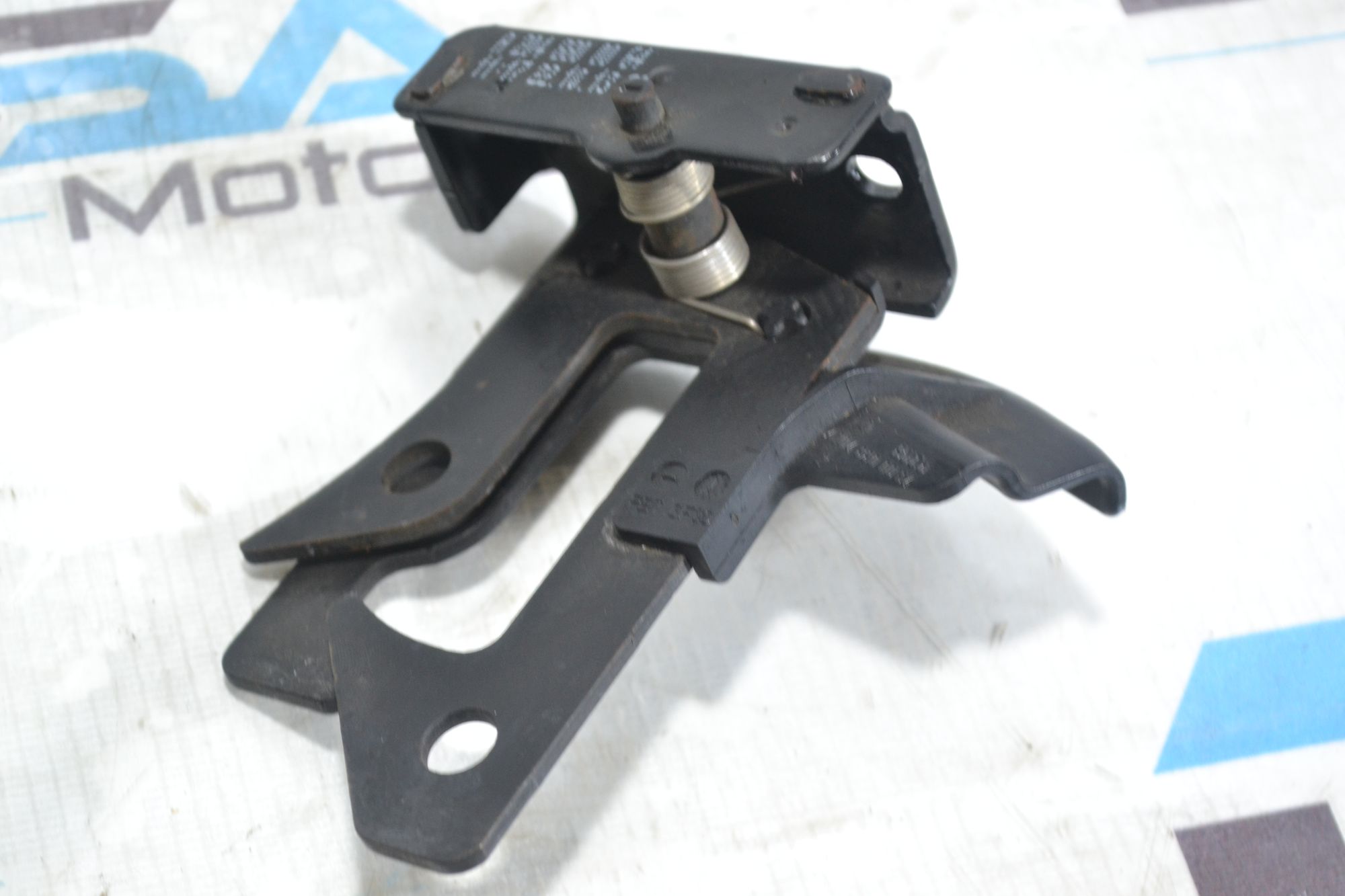 https://ycs.partsauto.market/partsauto-images/thmbs/userImages/b7628e092085f1f91467af1afb6e7630/part/b66461bc-8819-4361-826f-035893b3c1a9_1781005218109.jpg