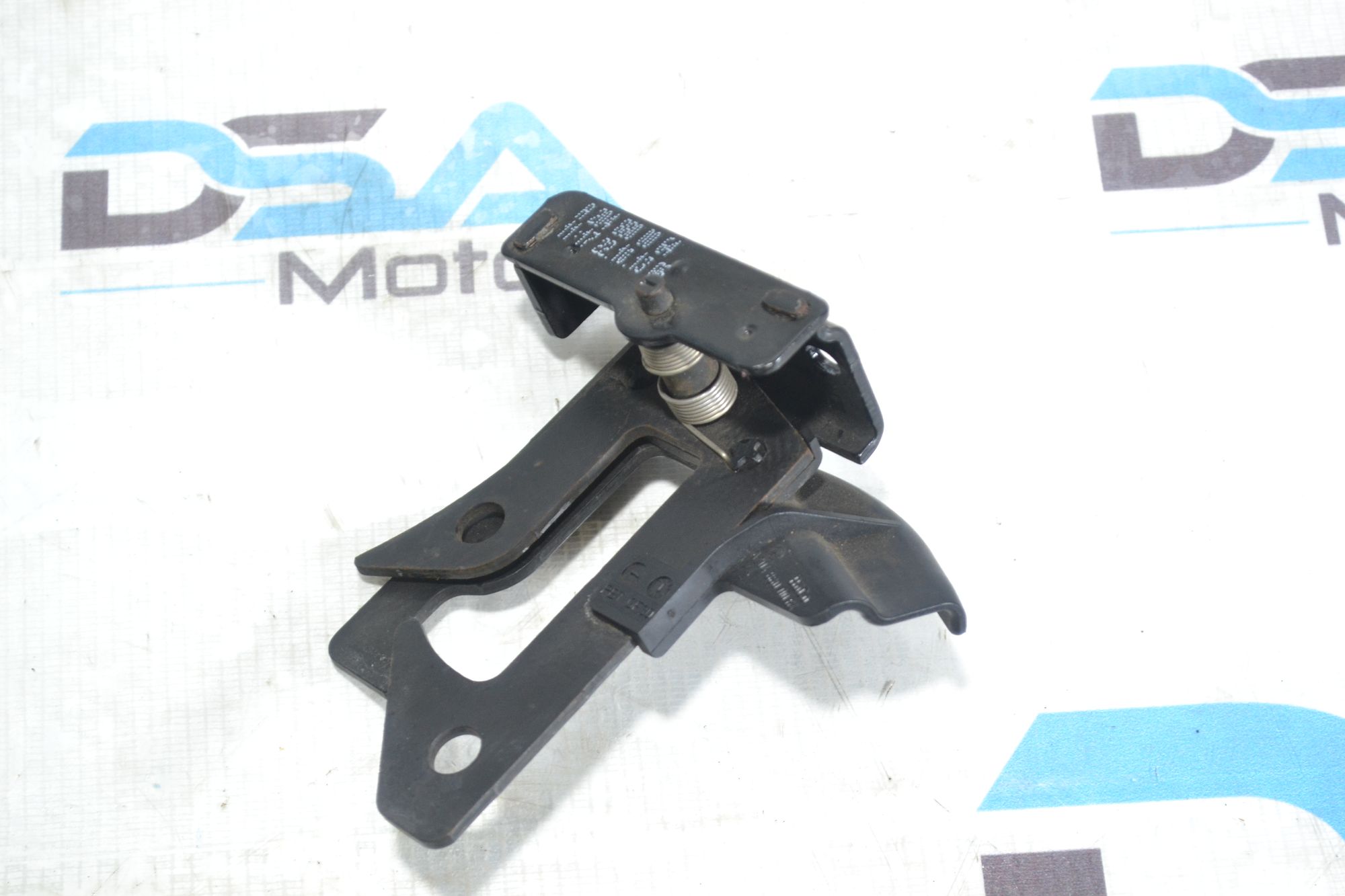 https://ycs.partsauto.market/partsauto-images/thmbs/userImages/b7628e092085f1f91467af1afb6e7630/part/b67f32af-c87e-489e-9c0b-9bbb31c19aa5_1781005217425.jpg