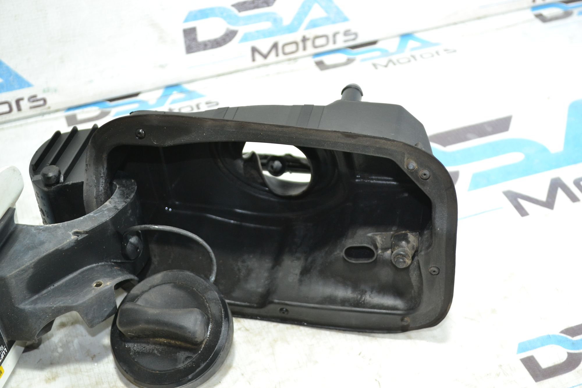 https://ycs.partsauto.market/partsauto-images/thmbs/userImages/b7628e092085f1f91467af1afb6e7630/part/b71f816f-9654-4593-821f-2c7831680dad_1784103258160.jpg