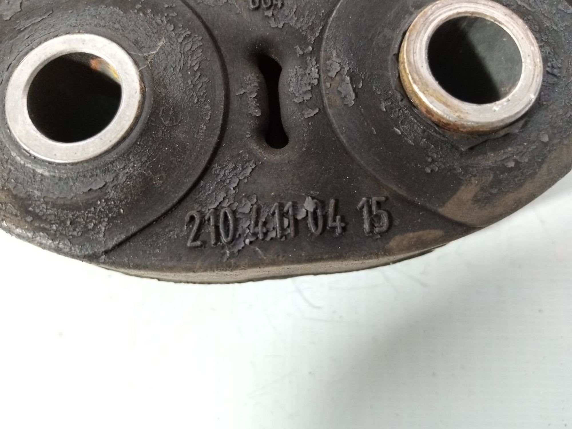 https://ycs.partsauto.market/partsauto-images/thmbs/userImages/b7628e092085f1f91467af1afb6e7630/part/b81cd35a-eff2-4f94-8ca2-6f5104aa2bc0_1737972069966.jpg