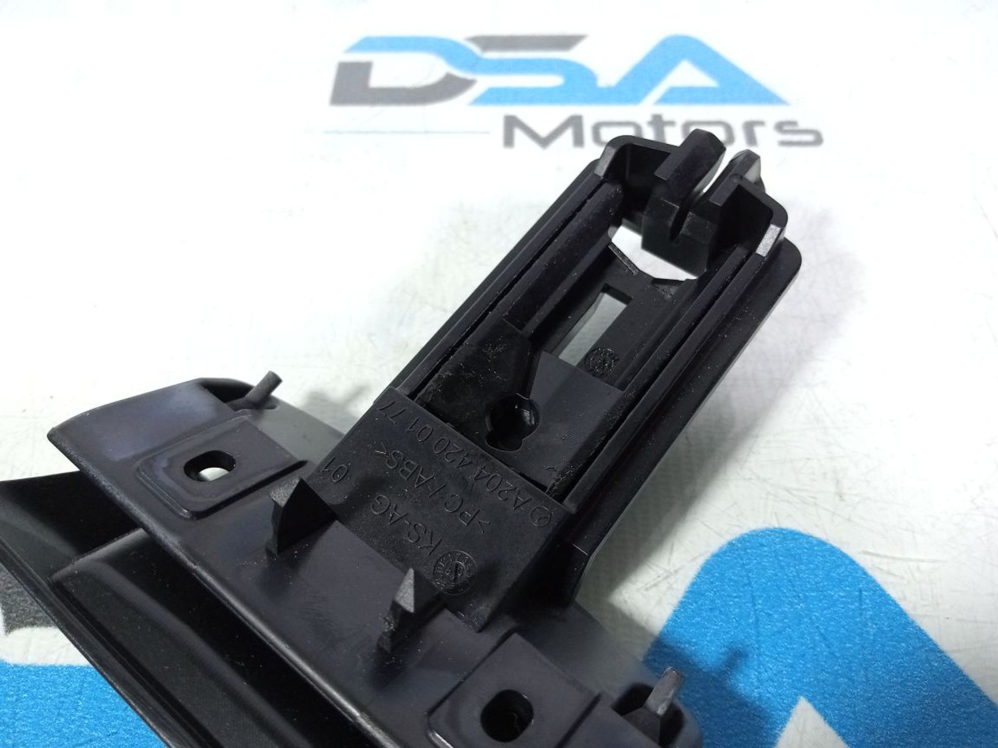 https://ycs.partsauto.market/partsauto-images/thmbs/userImages/b7628e092085f1f91467af1afb6e7630/part/b8807946-cbeb-4549-930f-fff0b8373518_1742906921257.jpg
