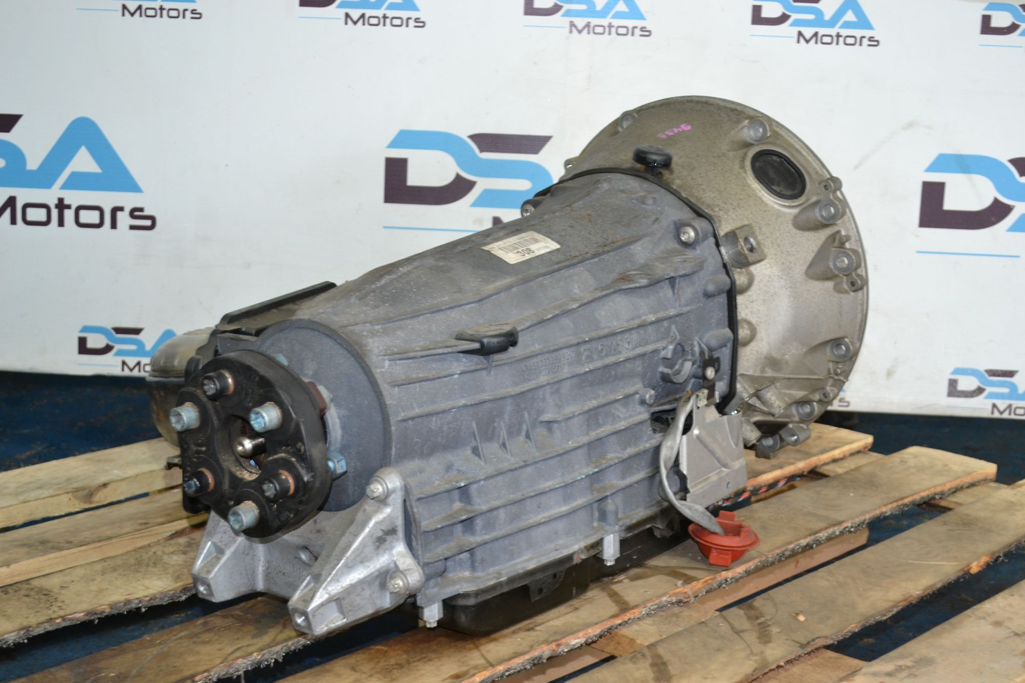 https://ycs.partsauto.market/partsauto-images/thmbs/userImages/b7628e092085f1f91467af1afb6e7630/part/b8e5fb7d-6295-45a9-9ce1-c413c4a49b1d_1784201897332.jpg