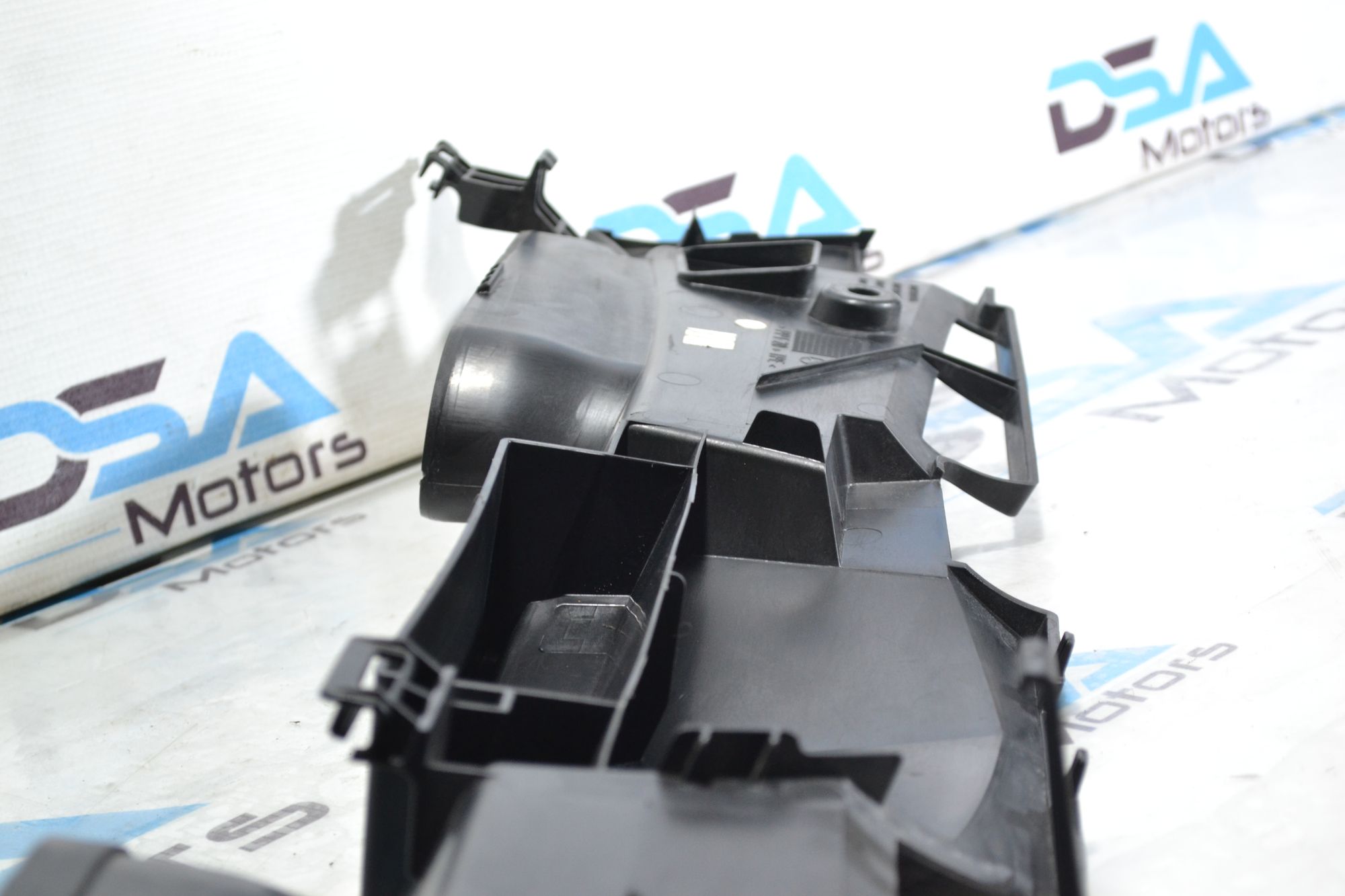 https://ycs.partsauto.market/partsauto-images/thmbs/userImages/b7628e092085f1f91467af1afb6e7630/part/b8fcde75-b85a-4f6b-8629-adaaffecfaaf_1779890886701.jpg