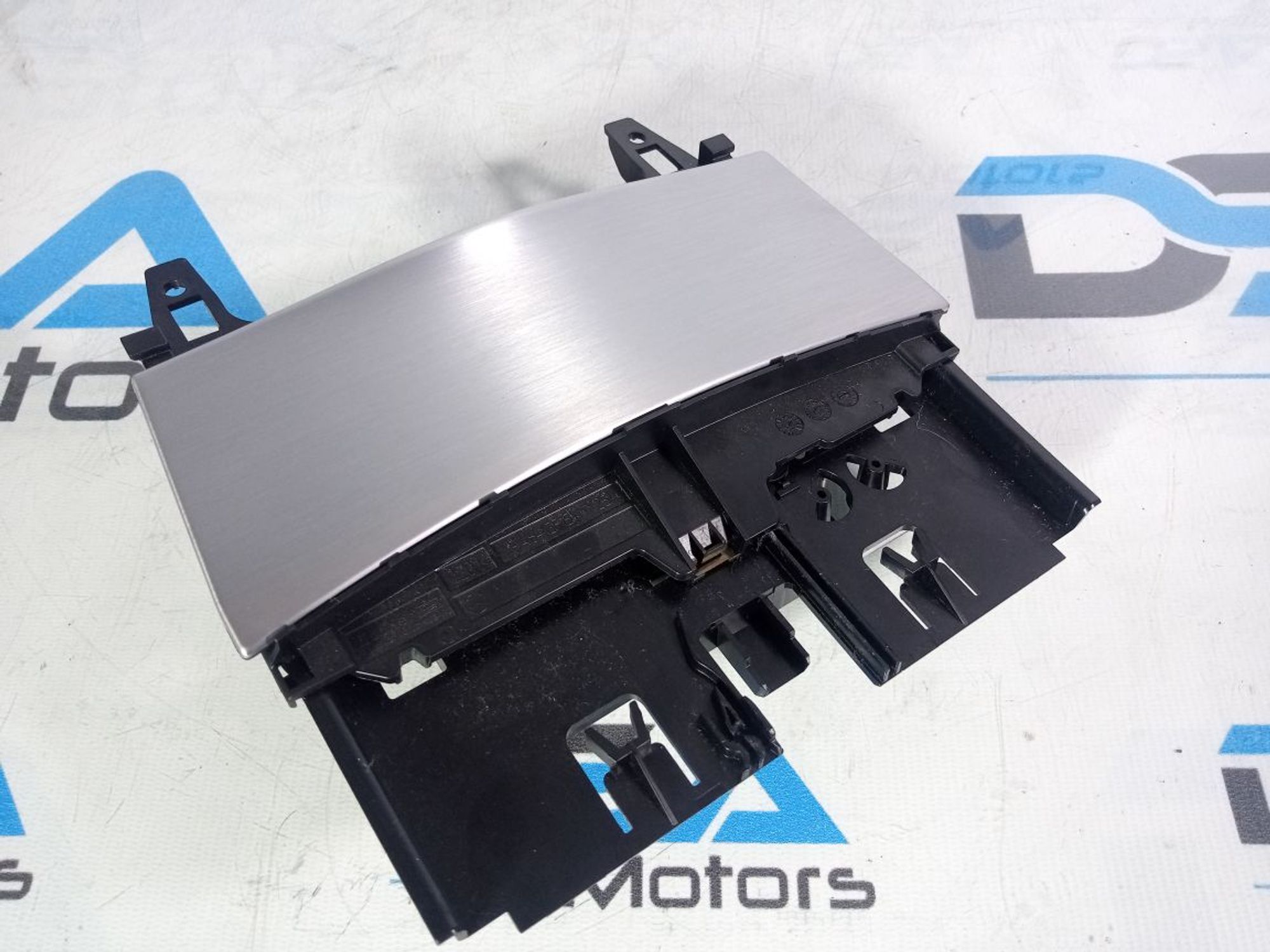 https://ycs.partsauto.market/partsauto-images/thmbs/userImages/b7628e092085f1f91467af1afb6e7630/part/b93fb0ee-8f21-4aa6-8ace-e8bd04bb77ea_1741593461819.jpg