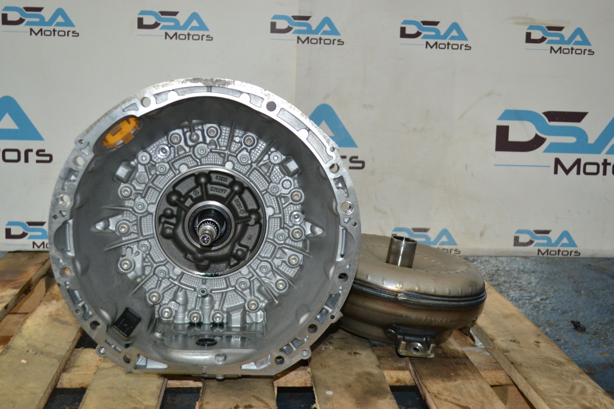https://ycs.partsauto.market/partsauto-images/thmbs/userImages/b7628e092085f1f91467af1afb6e7630/part/b95b1622-a271-43bb-9c99-6e79cf8f3beb_1784203419544.jpg