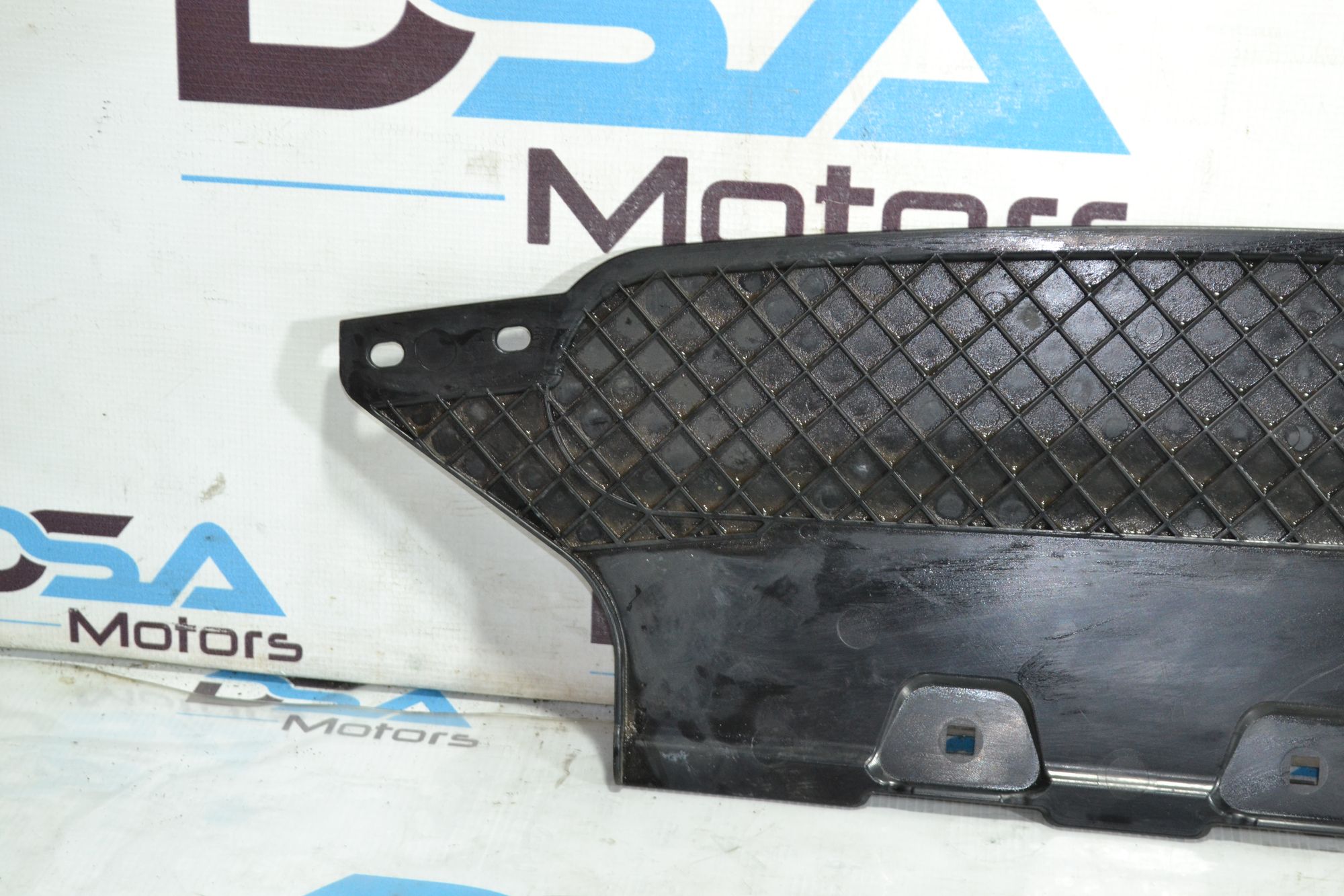 https://ycs.partsauto.market/partsauto-images/thmbs/userImages/b7628e092085f1f91467af1afb6e7630/part/b9a8e9f7-4f1e-47dc-bc74-febf0f1acdcd_1782975835951.jpg