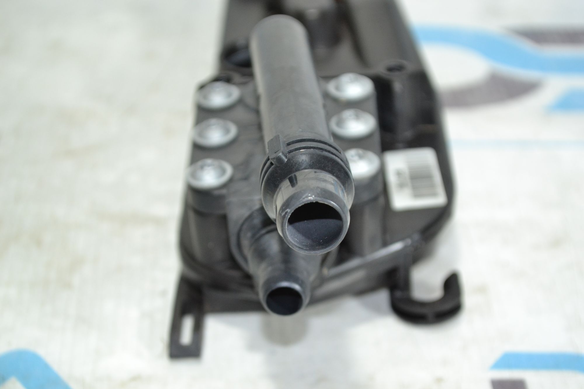 https://ycs.partsauto.market/partsauto-images/thmbs/userImages/b7628e092085f1f91467af1afb6e7630/part/ba0dd8cd-592a-4609-818c-27f2f76bf8f8_1781334296535.jpg