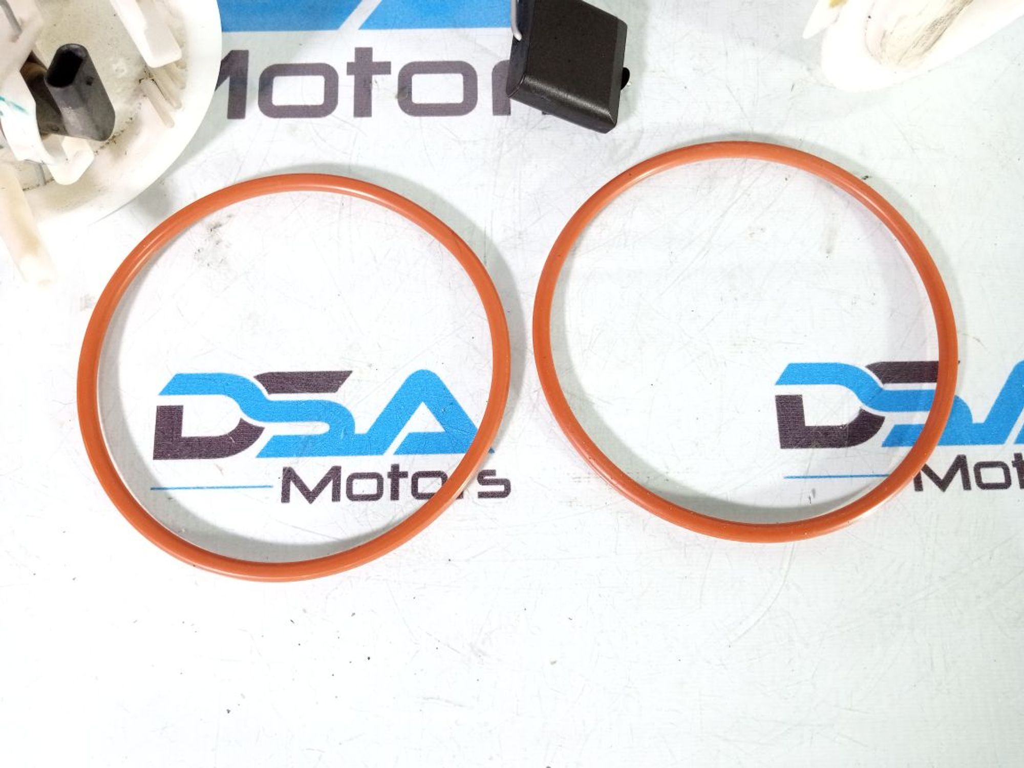 https://ycs.partsauto.market/partsauto-images/thmbs/userImages/b7628e092085f1f91467af1afb6e7630/part/ba633e85-6990-4290-a099-2434934e7b63_1735985370995.jpg