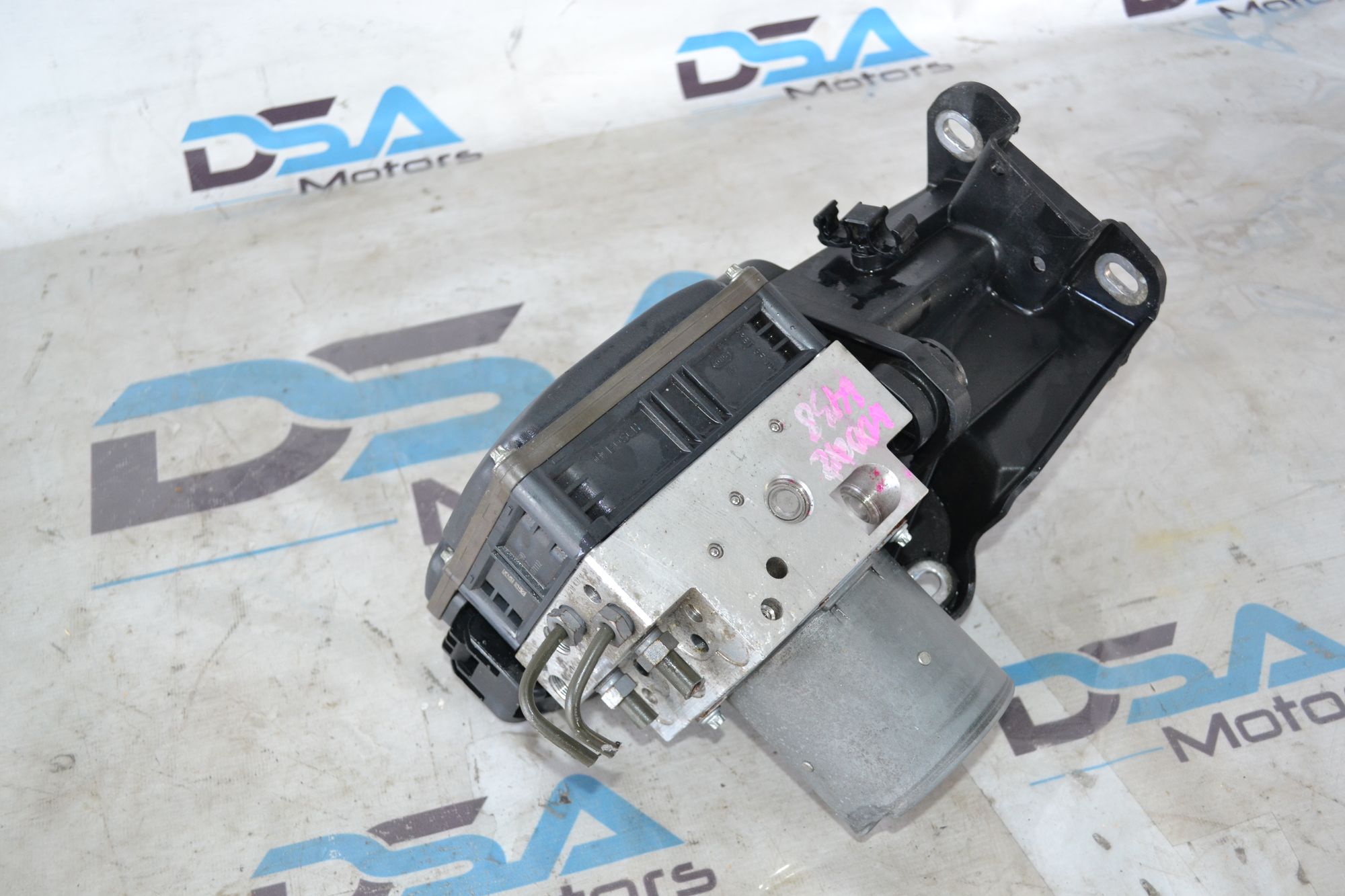 https://ycs.partsauto.market/partsauto-images/thmbs/userImages/b7628e092085f1f91467af1afb6e7630/part/bad8b560-2fd5-4d71-a99b-ce91f92dd990_1785420224876.jpg