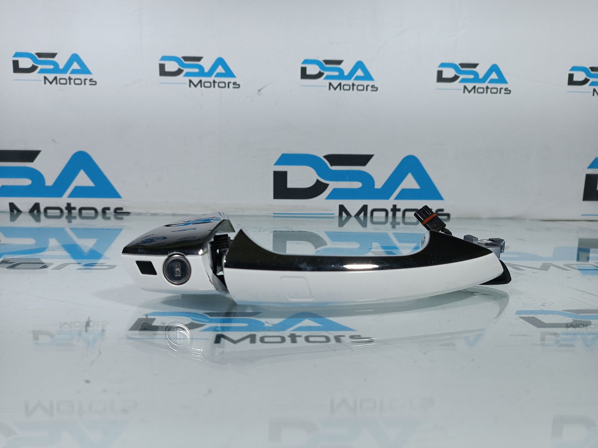 https://ycs.partsauto.market/partsauto-images/thmbs/userImages/b7628e092085f1f91467af1afb6e7630/part/badd1efa-3d27-48c8-8a3d-1ee451bf358a_1702302432381.jpg