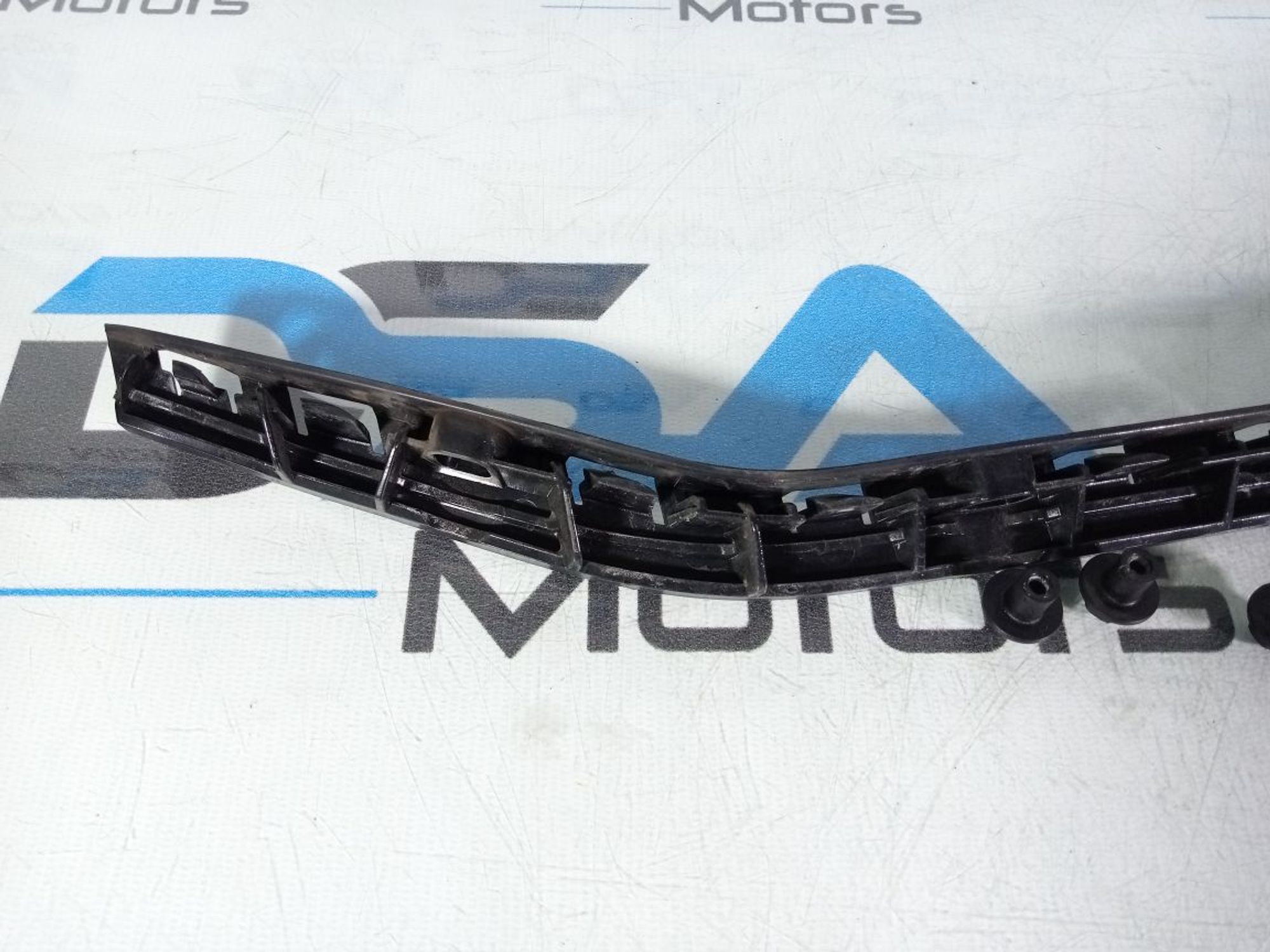 https://ycs.partsauto.market/partsauto-images/thmbs/userImages/b7628e092085f1f91467af1afb6e7630/part/bb909fb5-39a8-4528-bb1a-6df185cff4f8_1747212473336.jpg