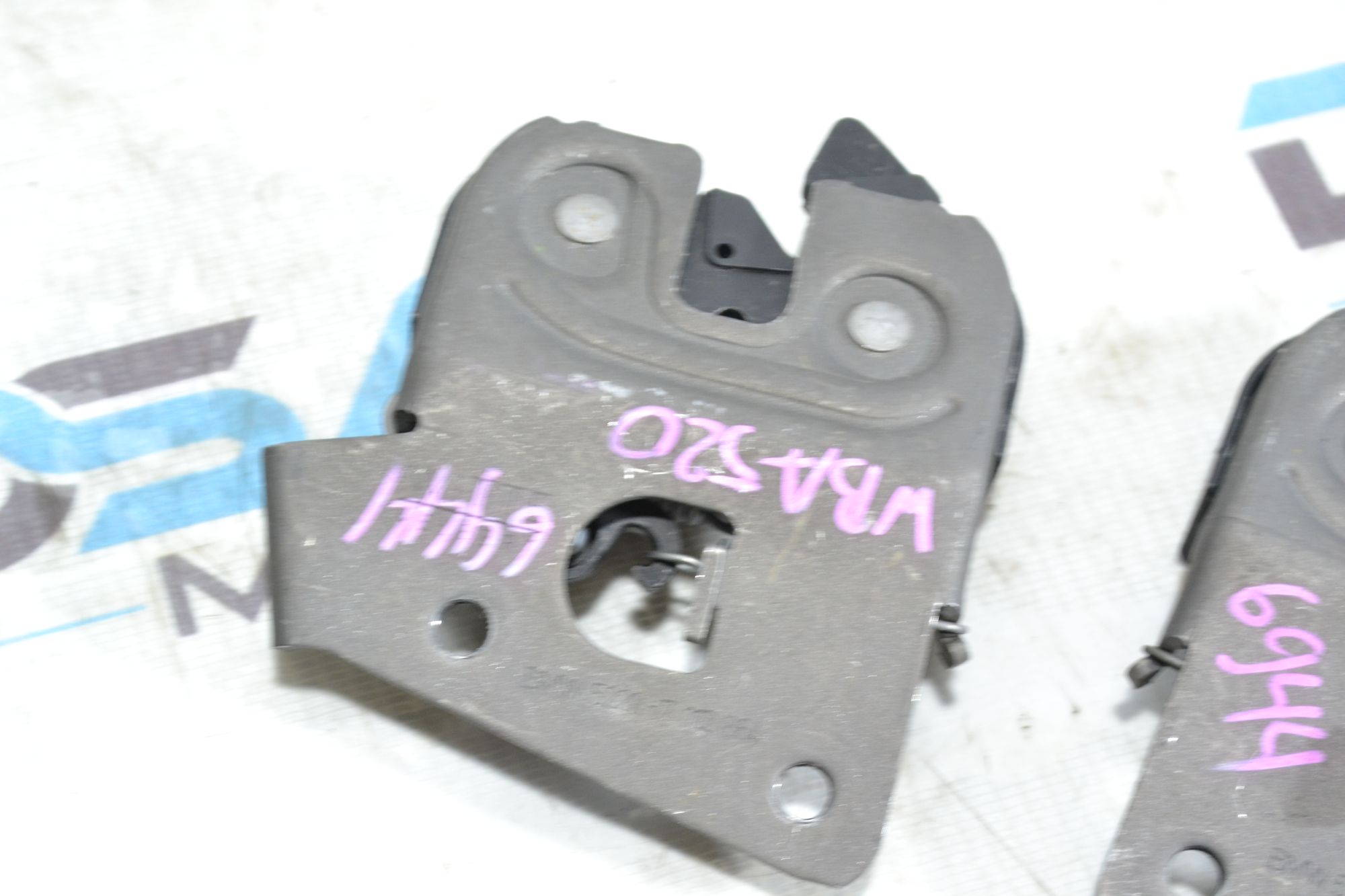 https://ycs.partsauto.market/partsauto-images/thmbs/userImages/b7628e092085f1f91467af1afb6e7630/part/bc5f26db-f700-4ef4-bb2d-cbe376f3e7e8_1781607836927.jpg