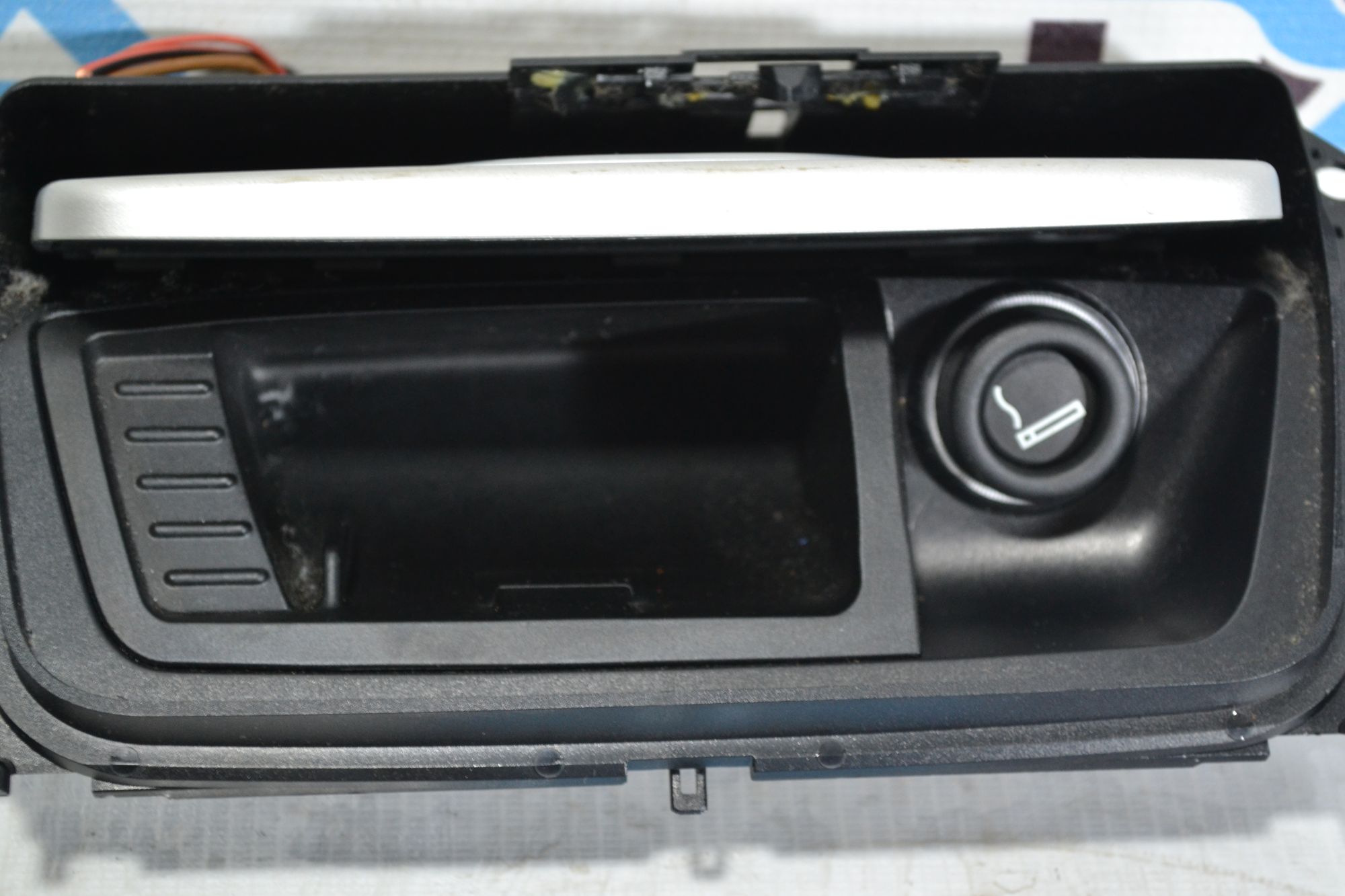 Пепельница оригинал BMW 3 E90/E91/E92/E93 из Японии, 1400 рублей, Кореновск