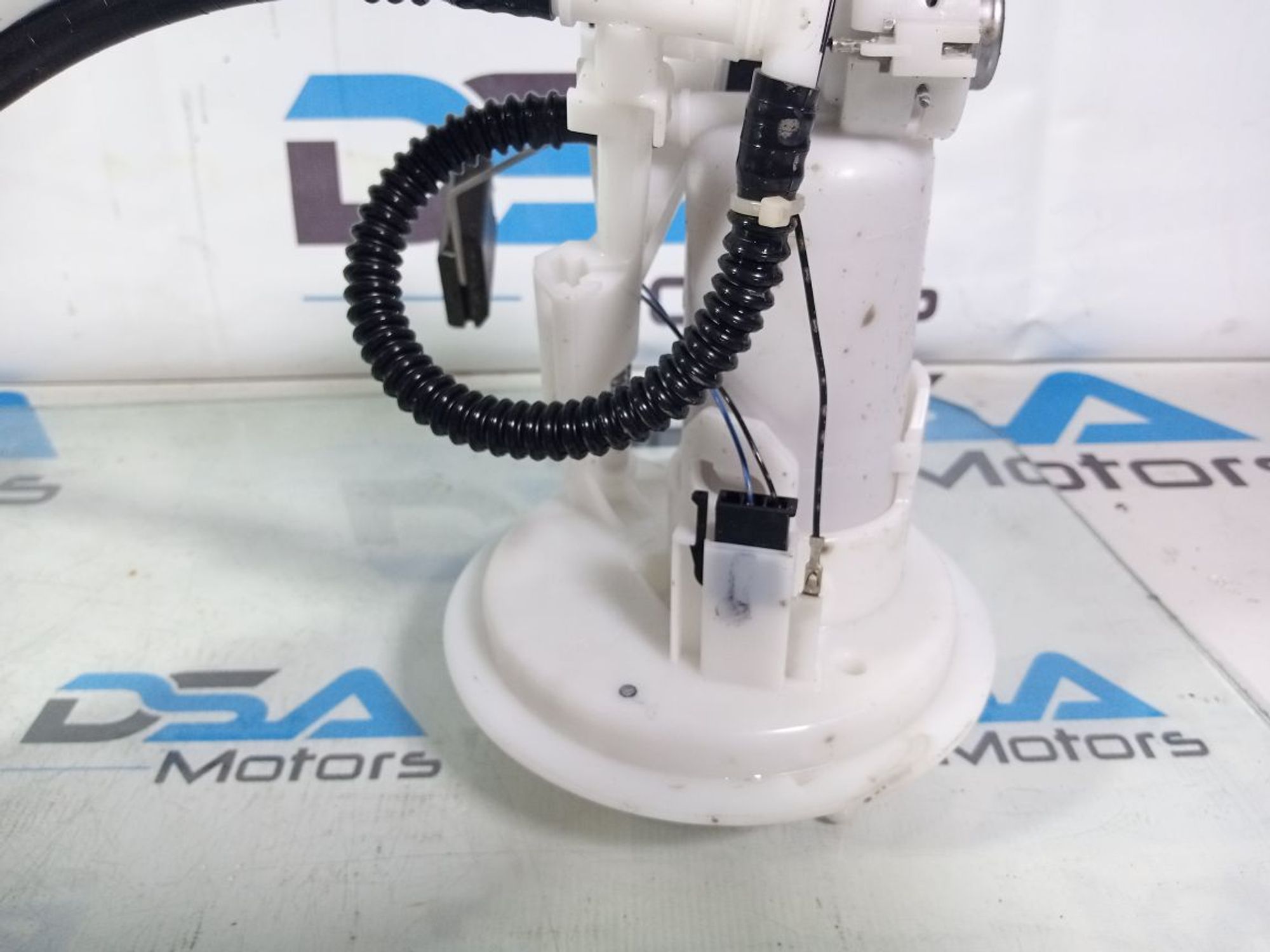 https://ycs.partsauto.market/partsauto-images/thmbs/userImages/b7628e092085f1f91467af1afb6e7630/part/bcd48dd5-5cdf-40f4-ab67-f1f1dcc0e671_1743088089635.jpg