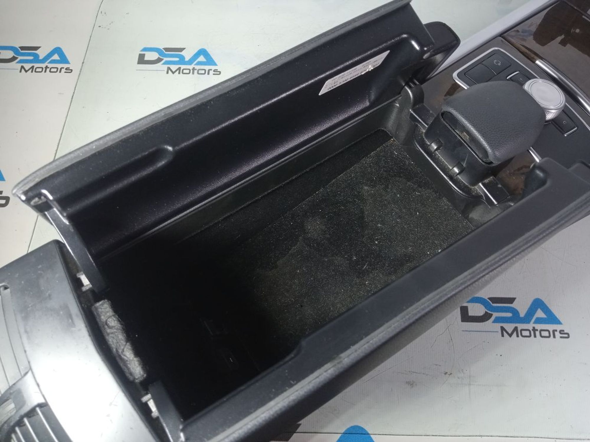 https://ycs.partsauto.market/partsauto-images/thmbs/userImages/b7628e092085f1f91467af1afb6e7630/part/bce5db99-b64a-471b-aa40-20f4b09b068c_1740574215541.jpg