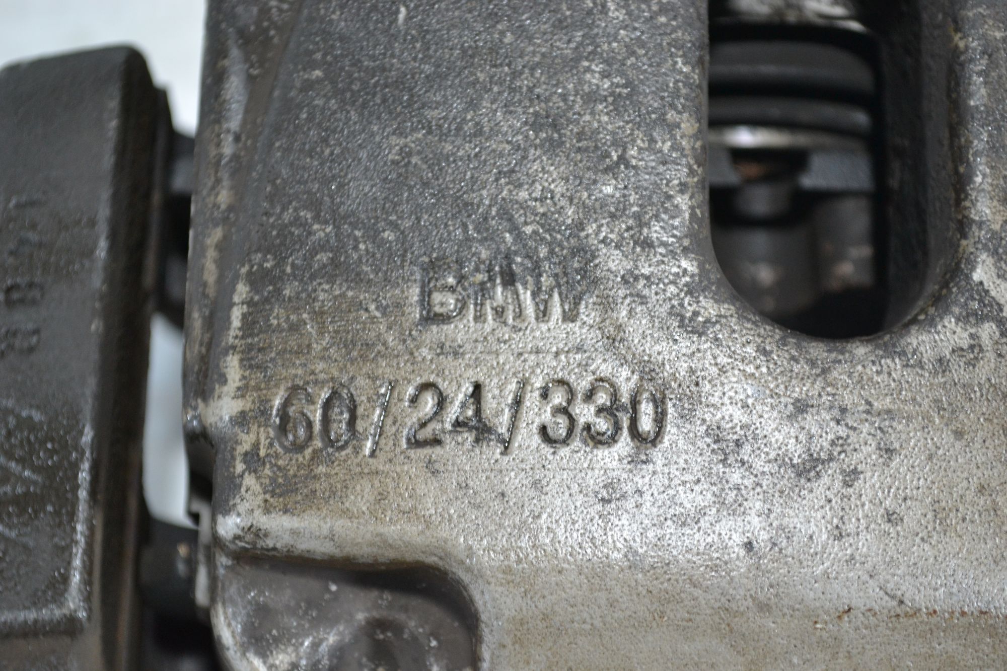 https://ycs.partsauto.market/partsauto-images/thmbs/userImages/b7628e092085f1f91467af1afb6e7630/part/bcf45218-5d6c-4f7f-9e4a-a67b8dd410d0_1779171777513.jpg