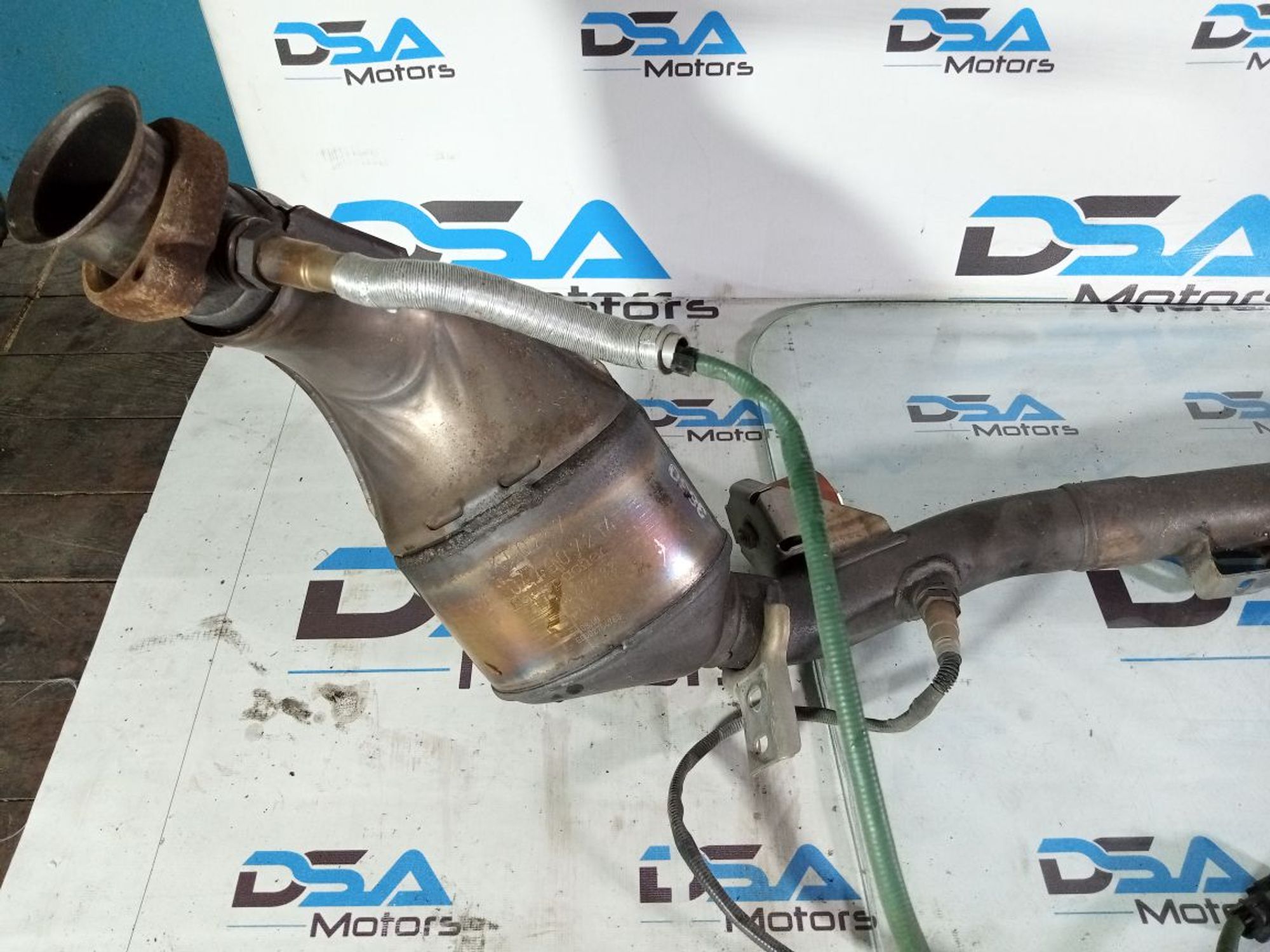https://ycs.partsauto.market/partsauto-images/thmbs/userImages/b7628e092085f1f91467af1afb6e7630/part/bda45ab7-1177-4e42-87e7-13a336f37ea8_1736943264152.jpg