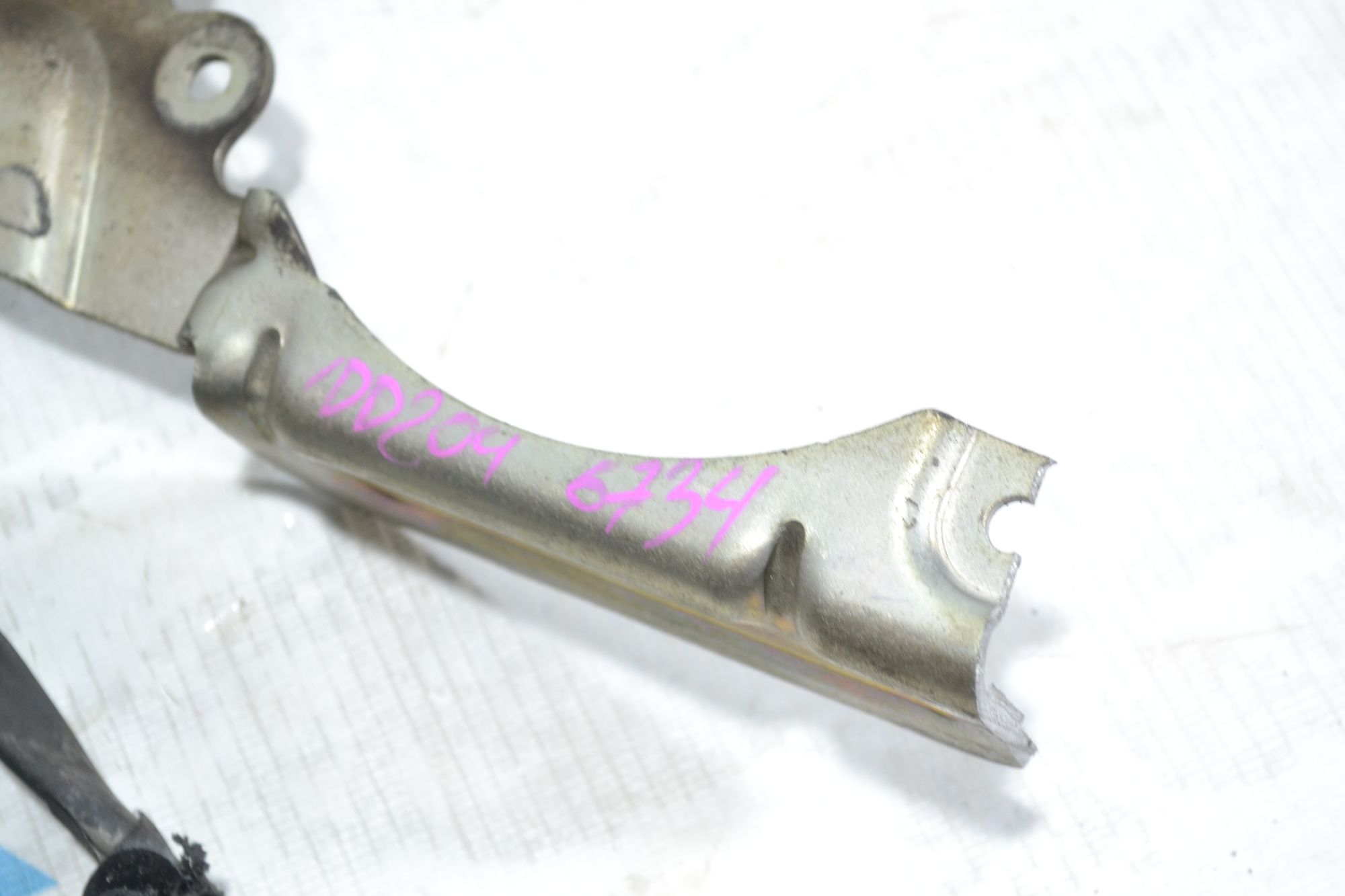 https://ycs.partsauto.market/partsauto-images/thmbs/userImages/b7628e092085f1f91467af1afb6e7630/part/beb543bc-4762-457a-9cd3-05aa29e7de65_1780993774347.jpg