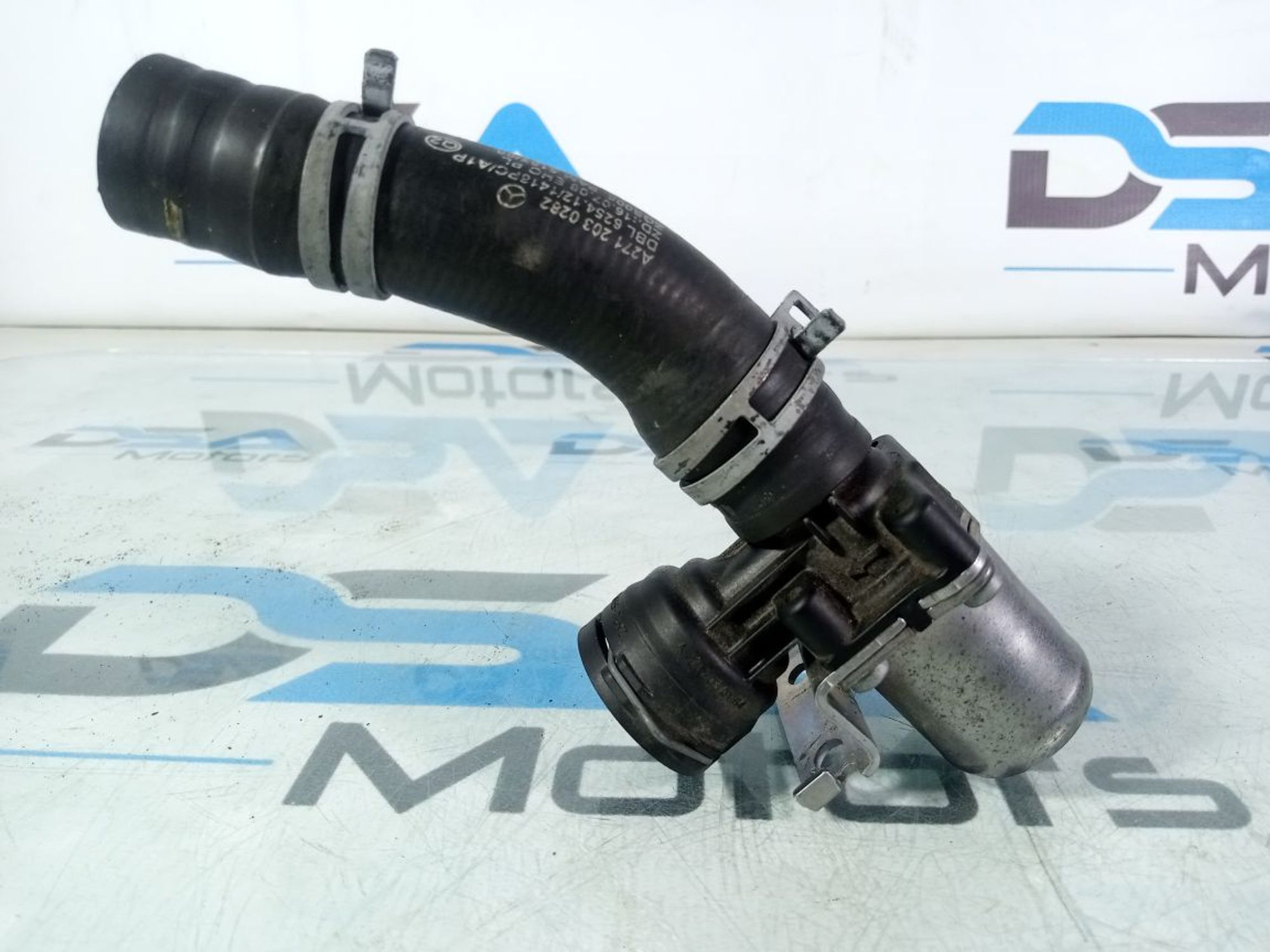 https://ycs.partsauto.market/partsauto-images/thmbs/userImages/b7628e092085f1f91467af1afb6e7630/part/bee1c863-3353-4836-9a6e-aeed62f57627_1744639953932.jpg