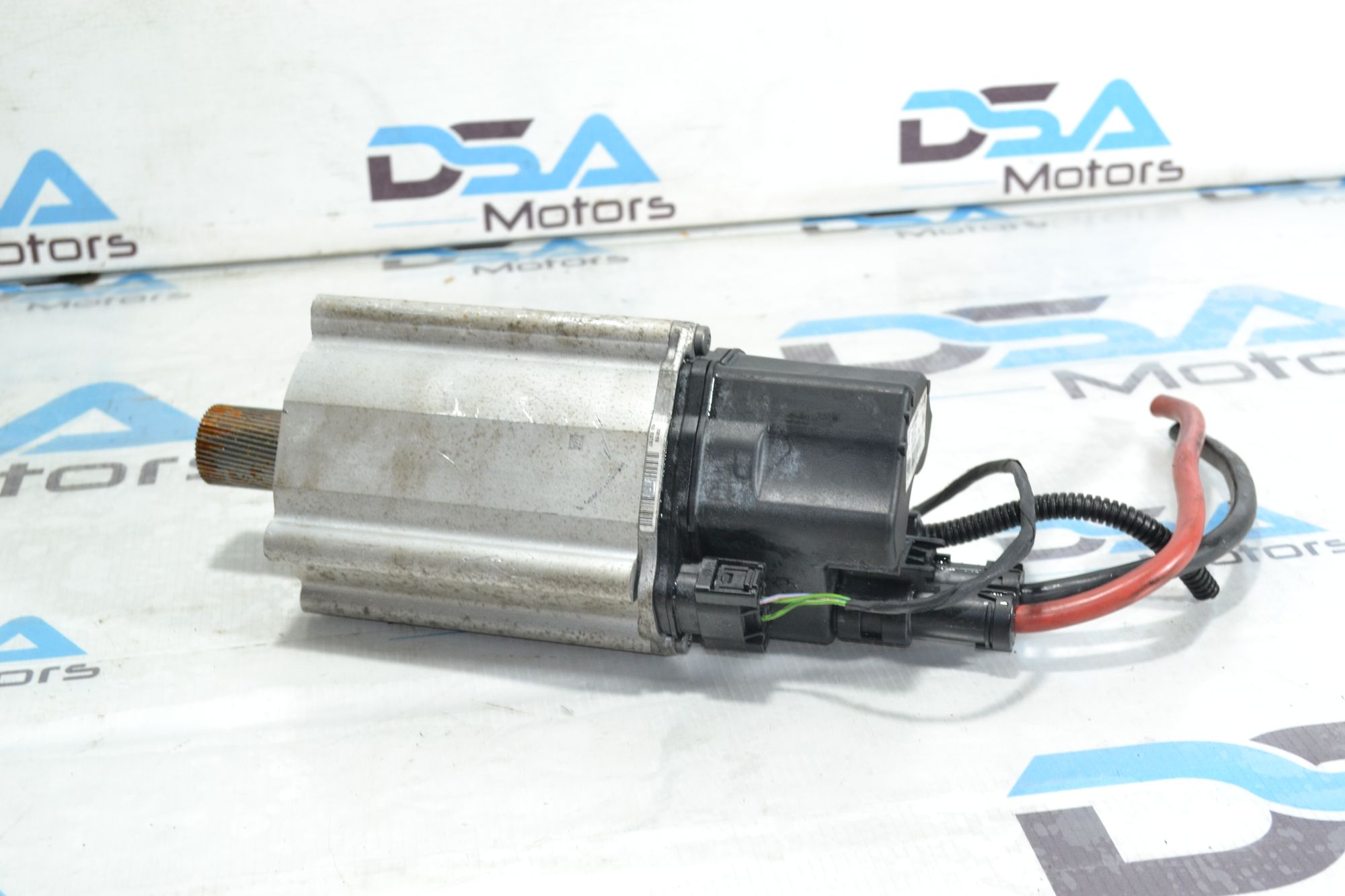 https://ycs.partsauto.market/partsauto-images/thmbs/userImages/b7628e092085f1f91467af1afb6e7630/part/bf4677b3-d1d5-4d90-9aba-7c492d8aa5d9_1779968059532.jpg