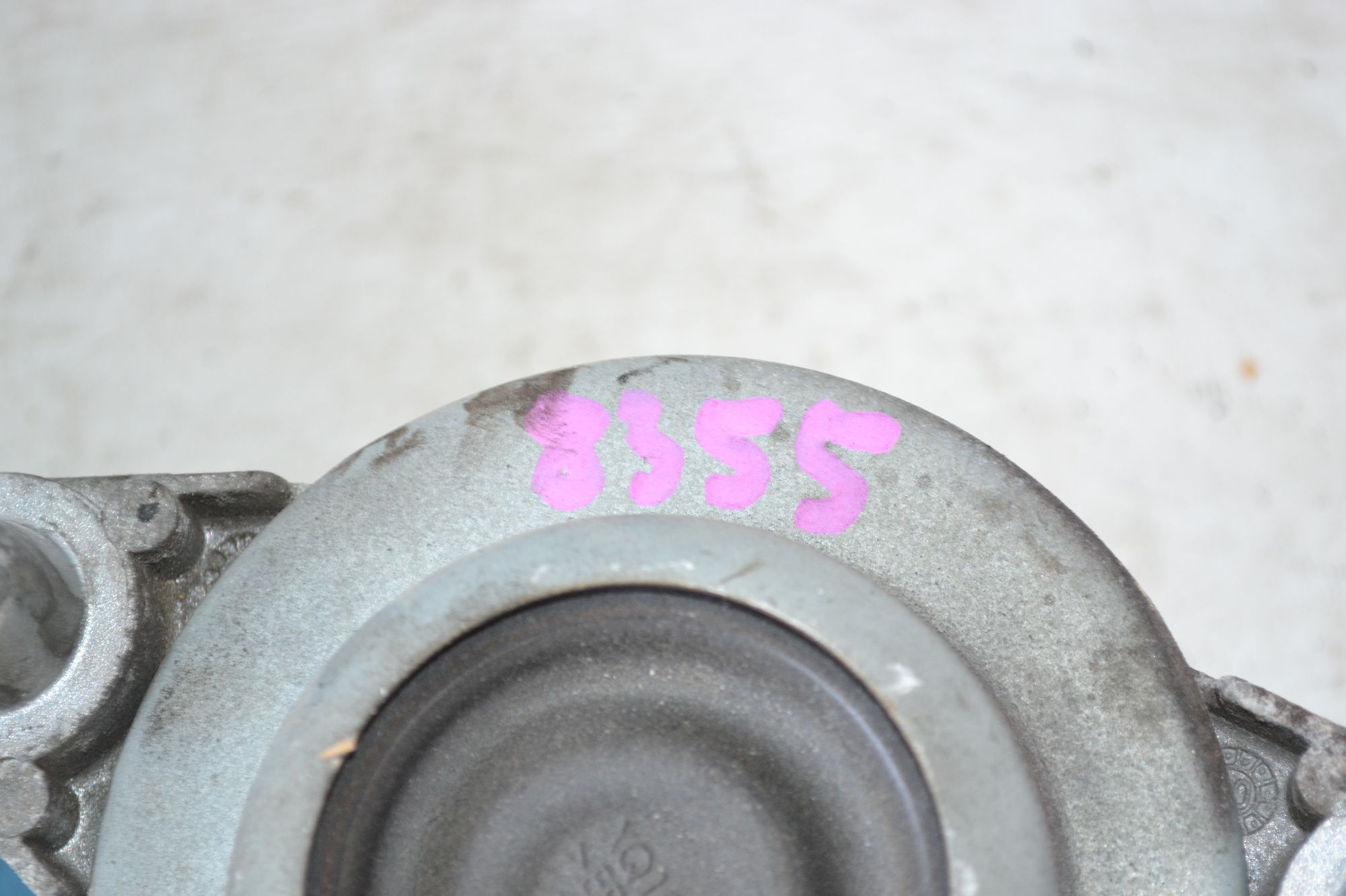https://ycs.partsauto.market/partsauto-images/thmbs/userImages/b7628e092085f1f91467af1afb6e7630/part/bf73cf05-94b8-46d6-9626-e27a6228a029_1785314467423.jpg