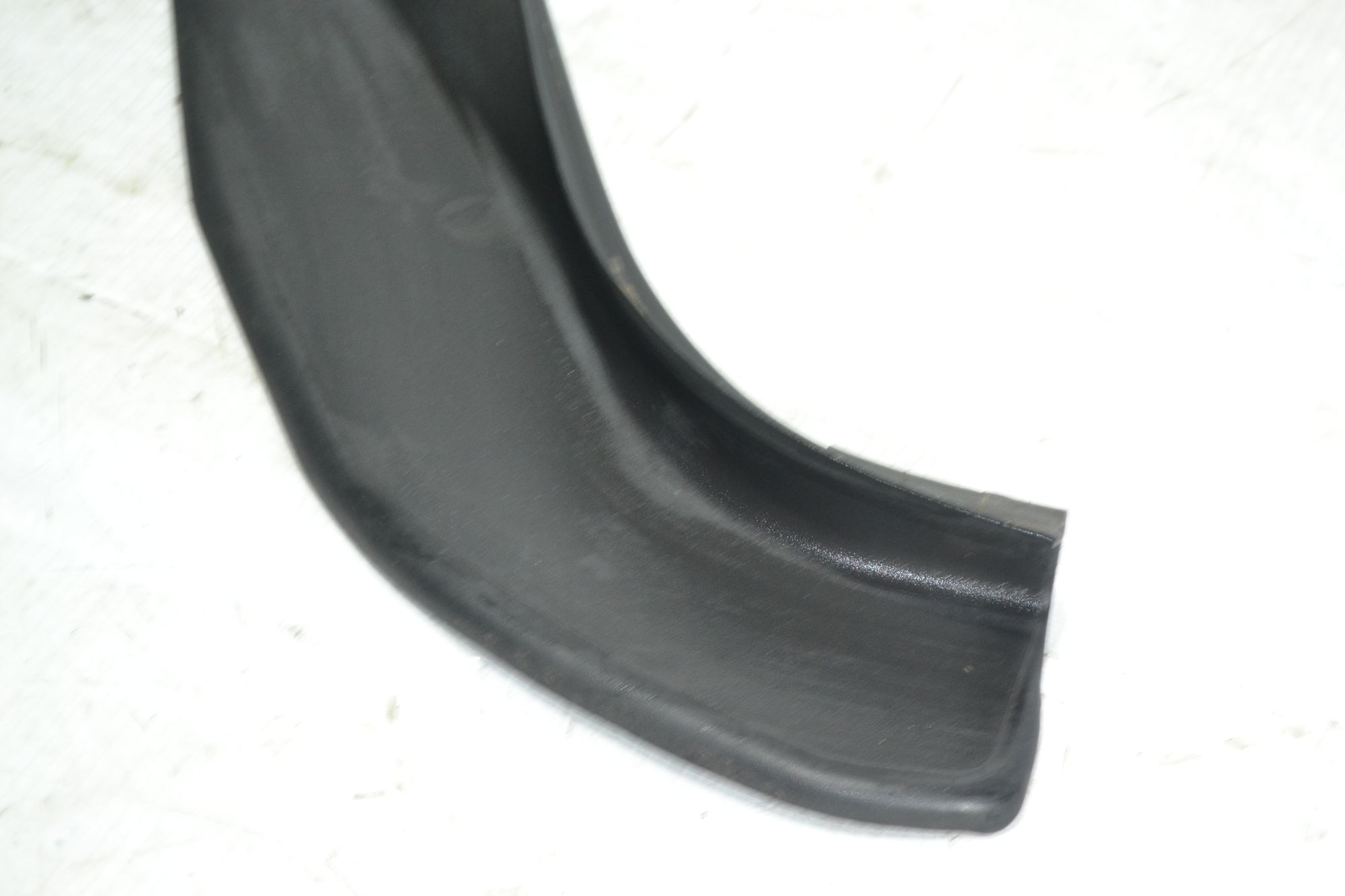 https://ycs.partsauto.market/partsauto-images/thmbs/userImages/b7628e092085f1f91467af1afb6e7630/part/bf9617c8-9c91-4fa0-8cbd-9575801f479b_1781094967641.jpg