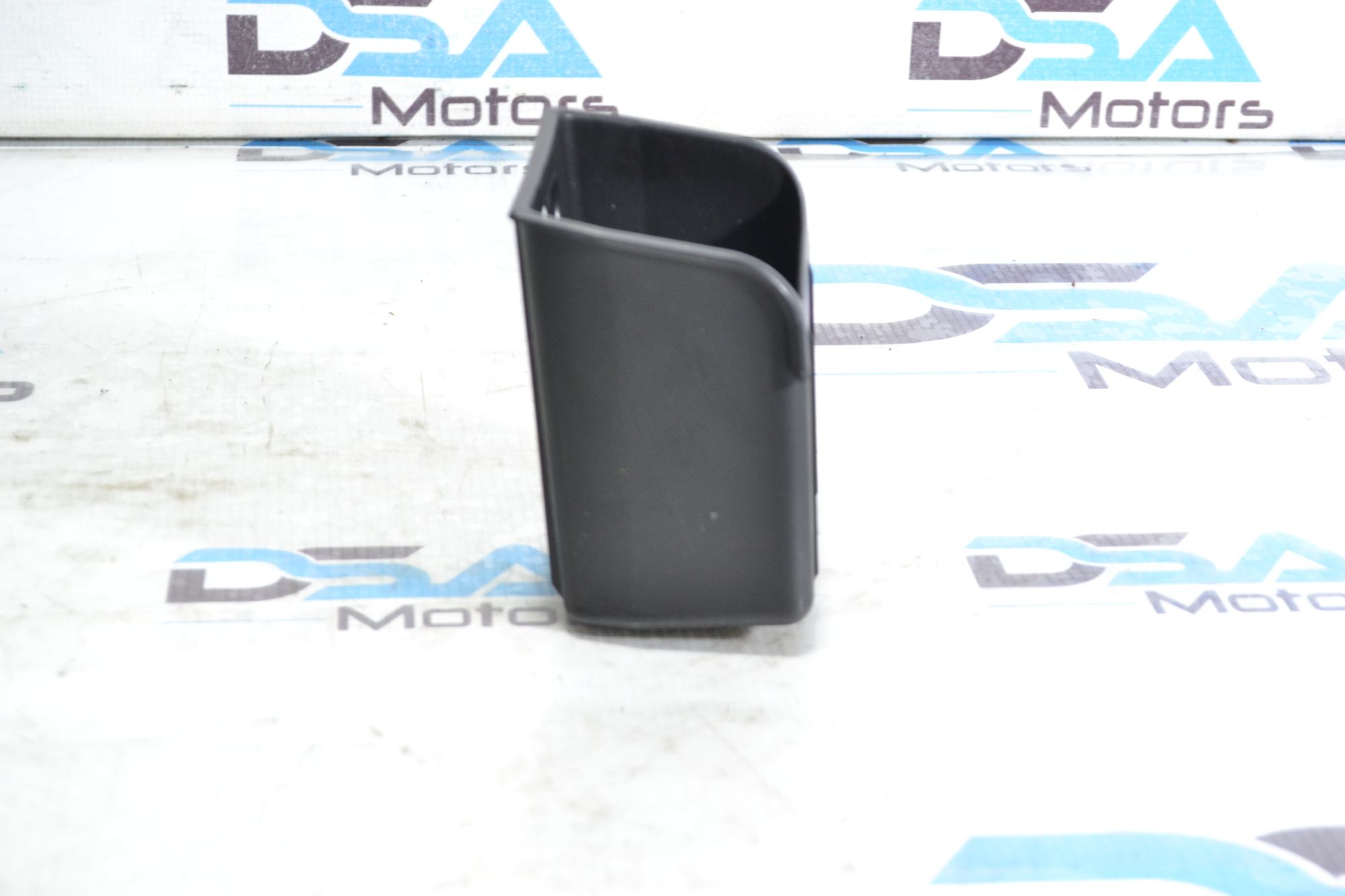 https://ycs.partsauto.market/partsauto-images/thmbs/userImages/b7628e092085f1f91467af1afb6e7630/part/bfa13f1c-bfa2-4bd1-815d-c92d7431ecdc_1780569698737.jpg