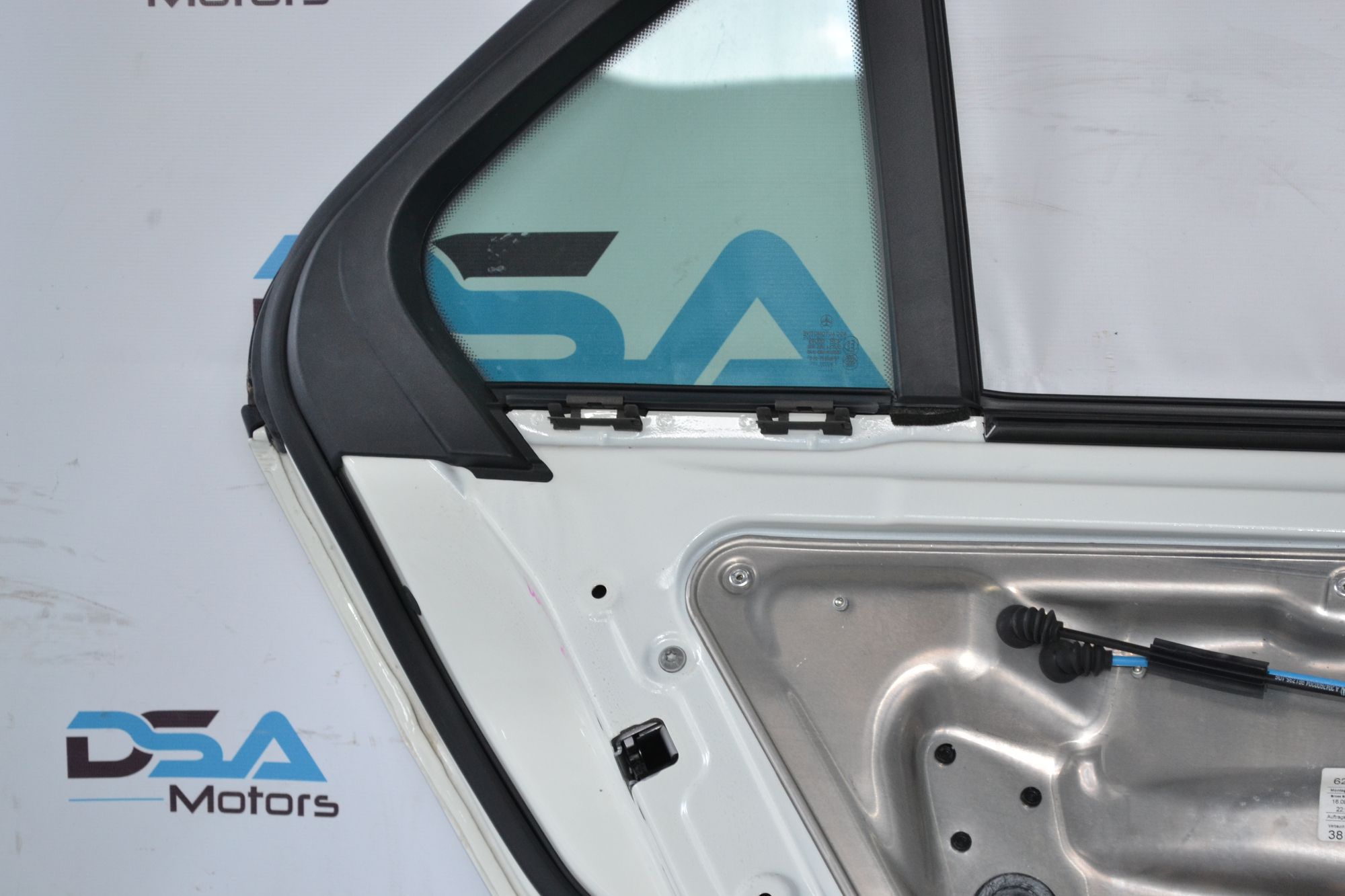 https://ycs.partsauto.market/partsauto-images/thmbs/userImages/b7628e092085f1f91467af1afb6e7630/part/bfa32cf4-27a8-41d9-b425-915065bde11a_1783332955631.jpg