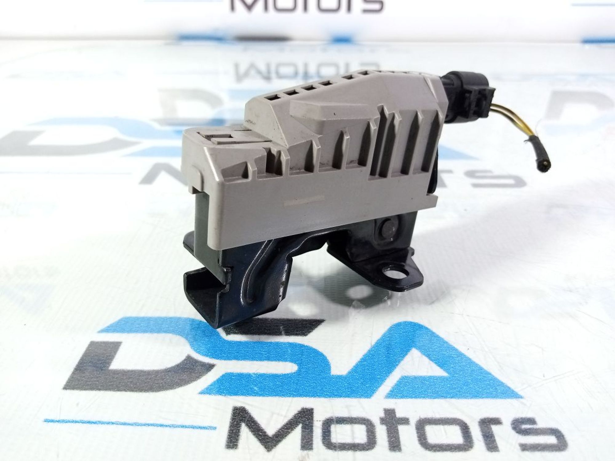 https://ycs.partsauto.market/partsauto-images/thmbs/userImages/b7628e092085f1f91467af1afb6e7630/part/c03a3b7f-9d6a-40d7-be7f-1eb8d41ed87c_1740143636604.jpg
