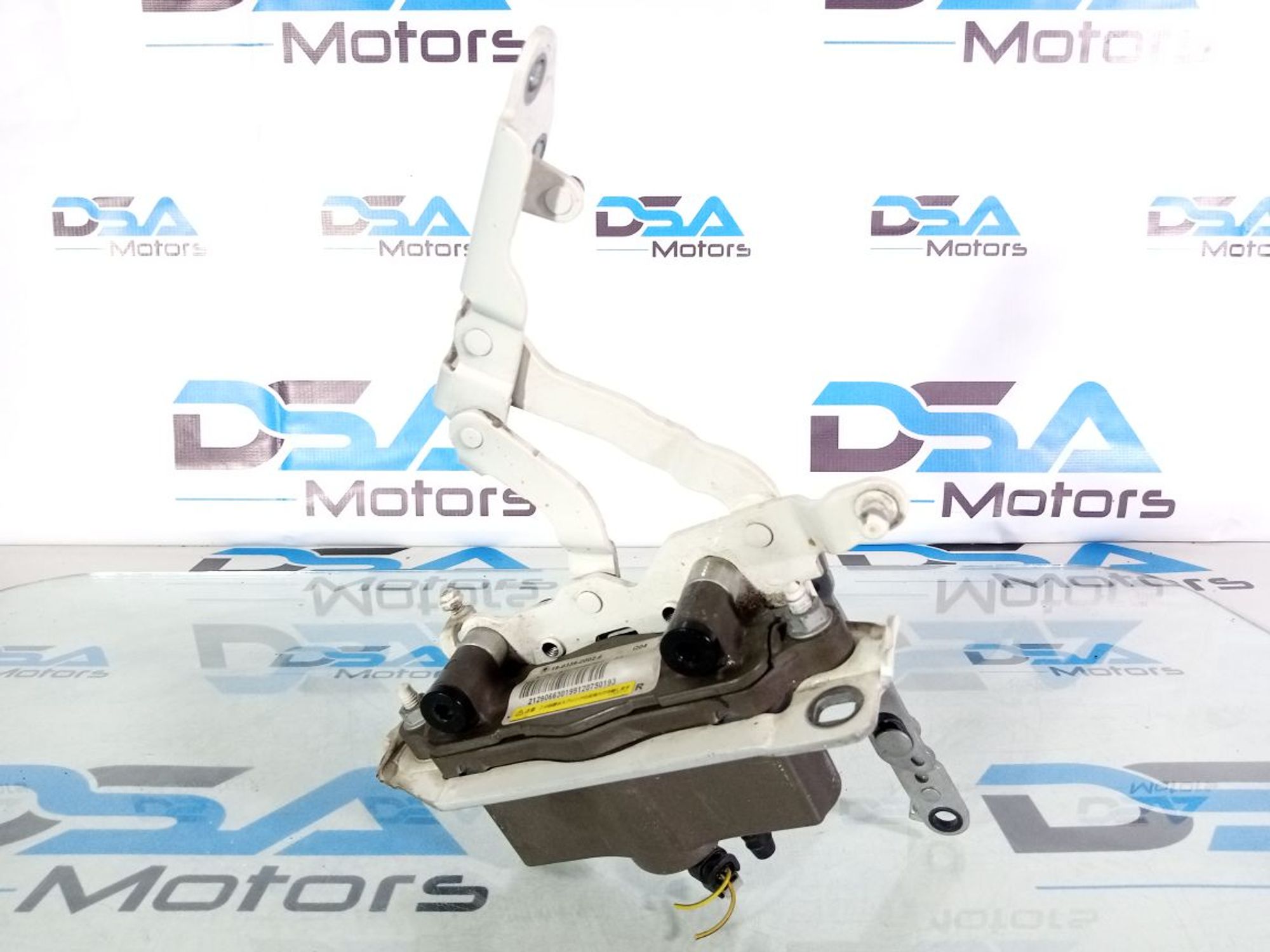 https://ycs.partsauto.market/partsauto-images/thmbs/userImages/b7628e092085f1f91467af1afb6e7630/part/c0831d18-05bb-4924-8a94-ca0e95bfd588_1740487916761.jpg