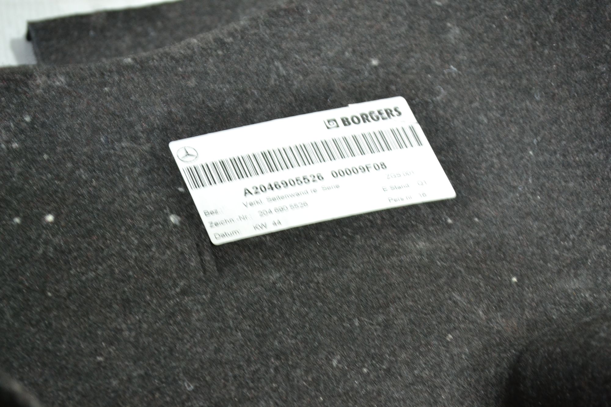Обшивка багажника правая оригинал Mercedes W204 из Японии, 1400 рублей, Кореновск