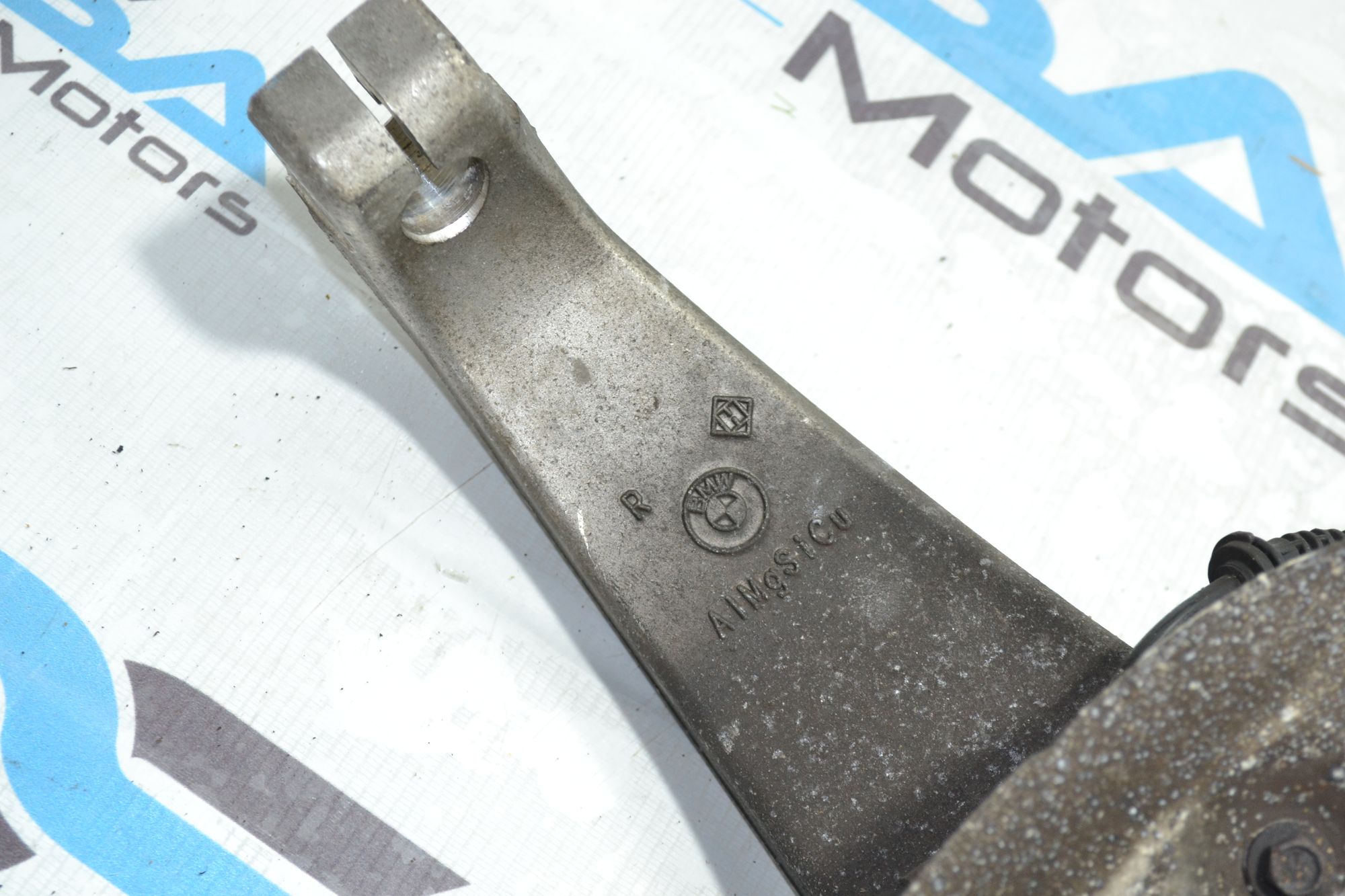 https://ycs.partsauto.market/partsauto-images/thmbs/userImages/b7628e092085f1f91467af1afb6e7630/part/c11d2ab1-1683-4c19-ab40-ea733cb32861_1780056041813.jpg